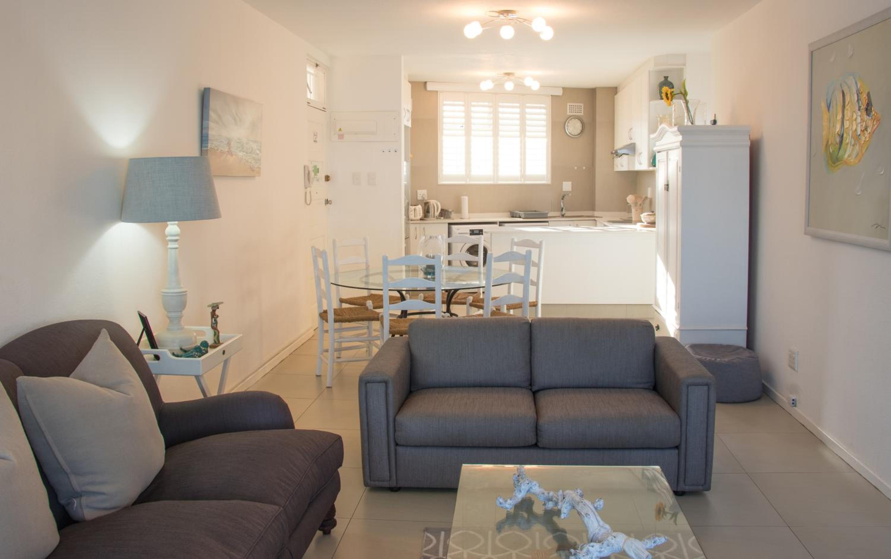 34 Sea Lodge