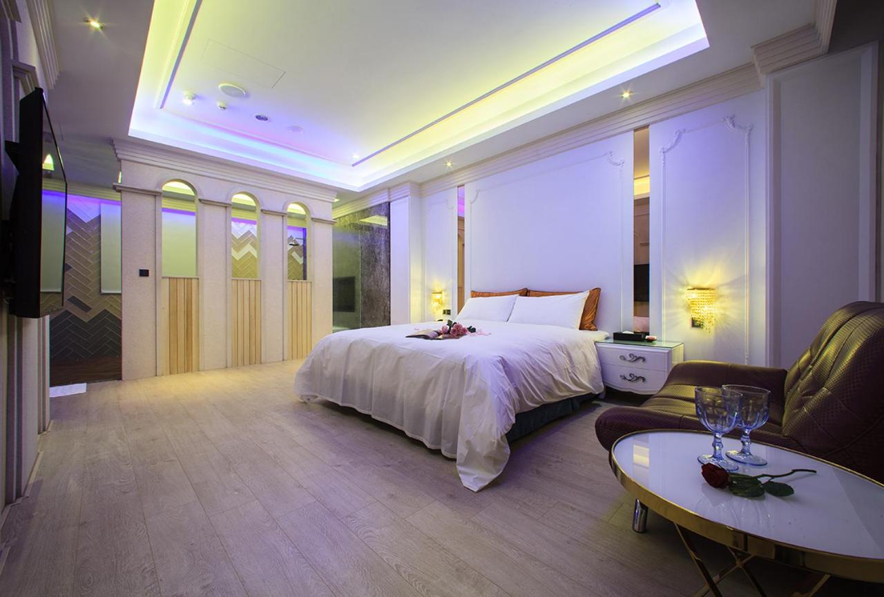Chen He Motel