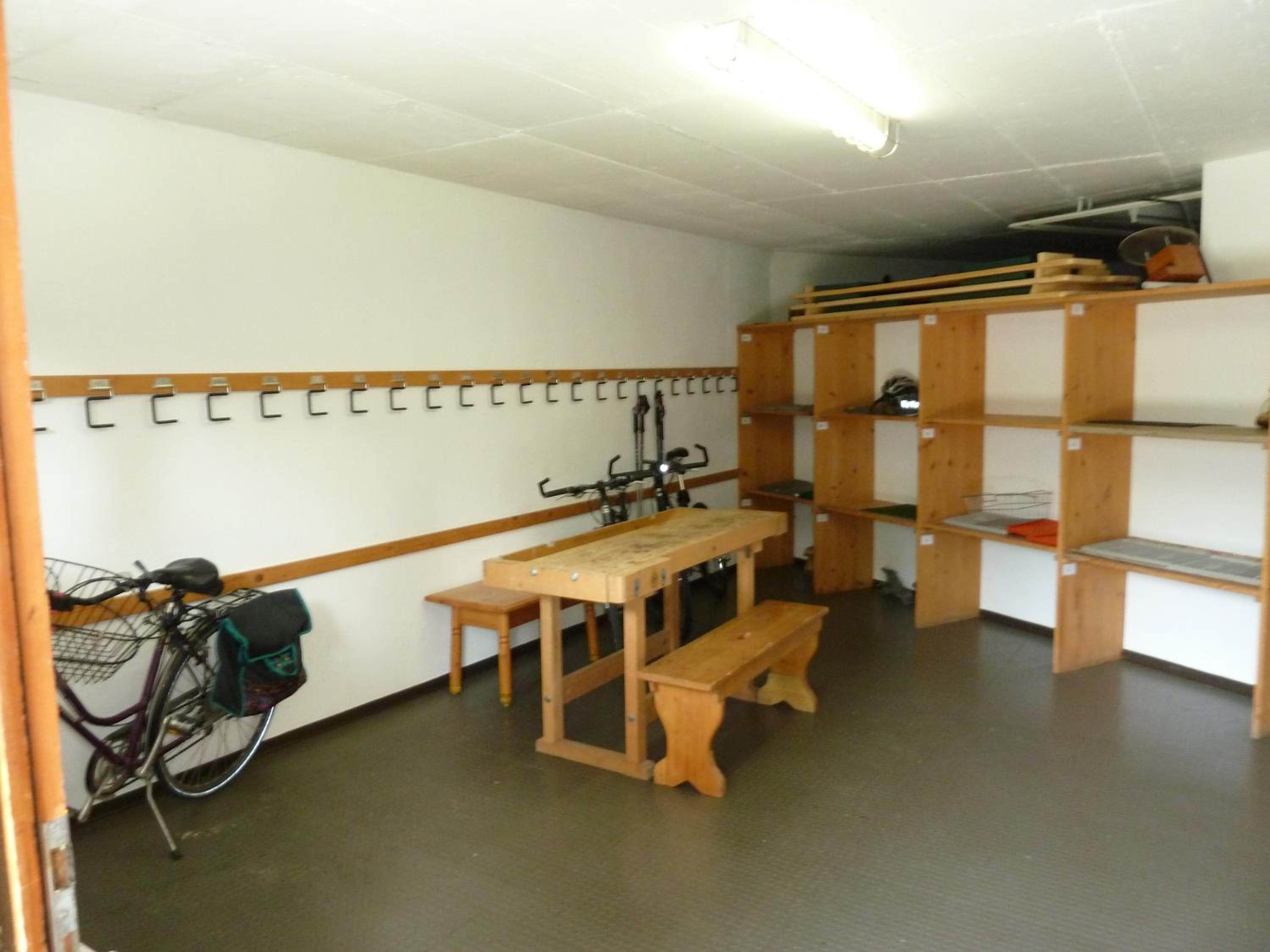 Photo 13