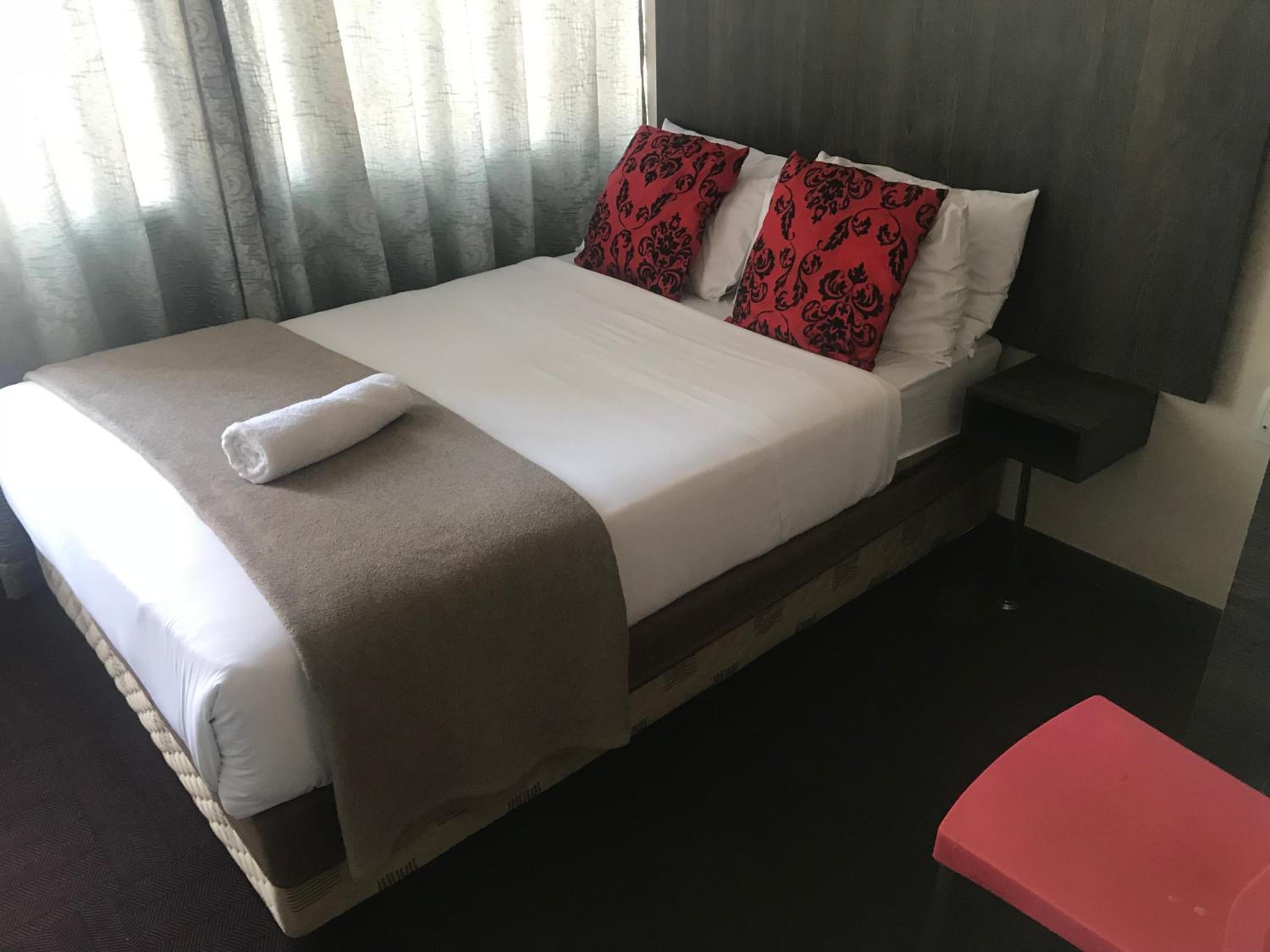 Johannesburg Vacations - Businessburg Hotel - Property Image 2