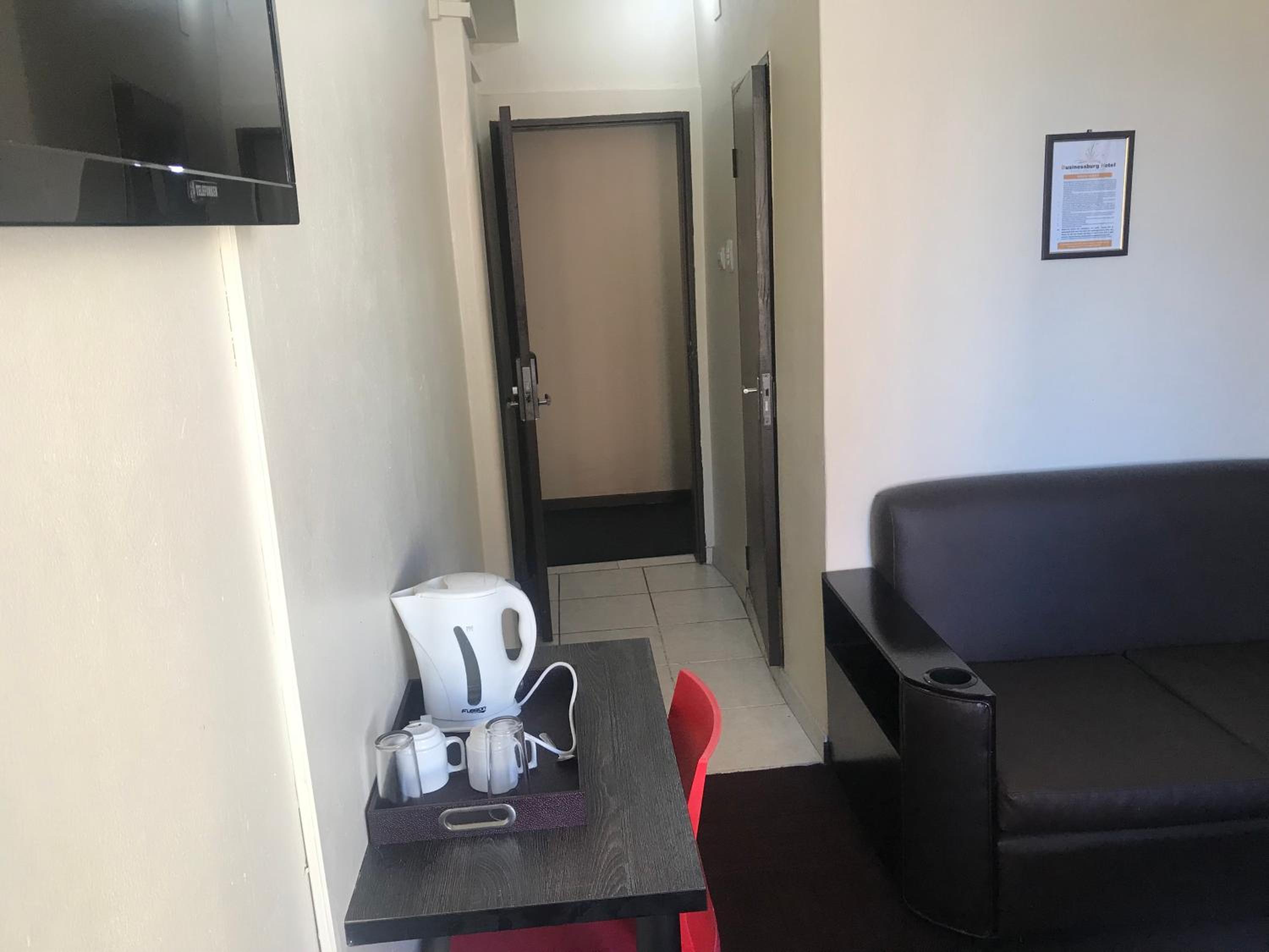 Johannesburg Vacations - Businessburg Hotel - Property Image 6