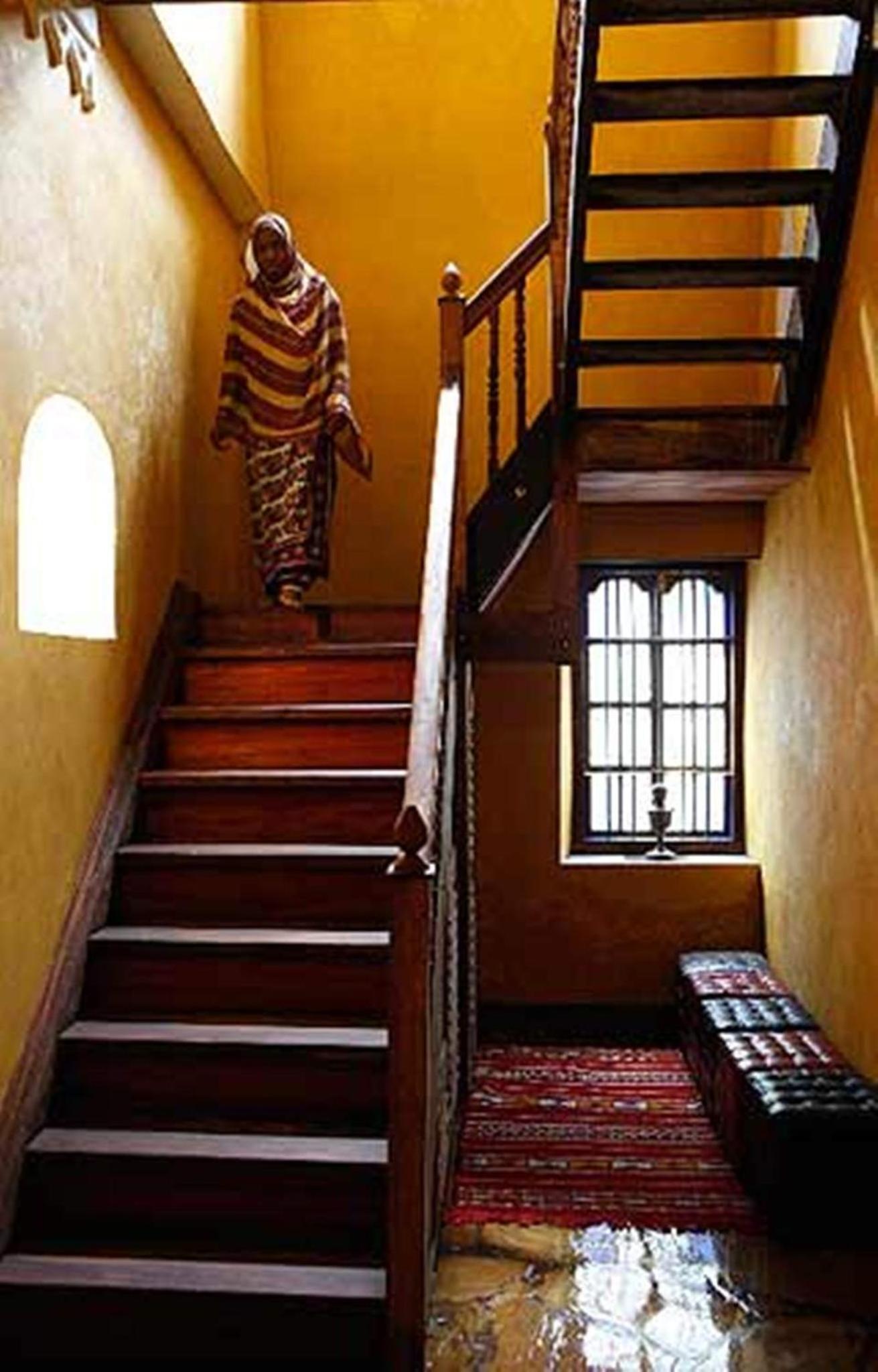 Kholle House
