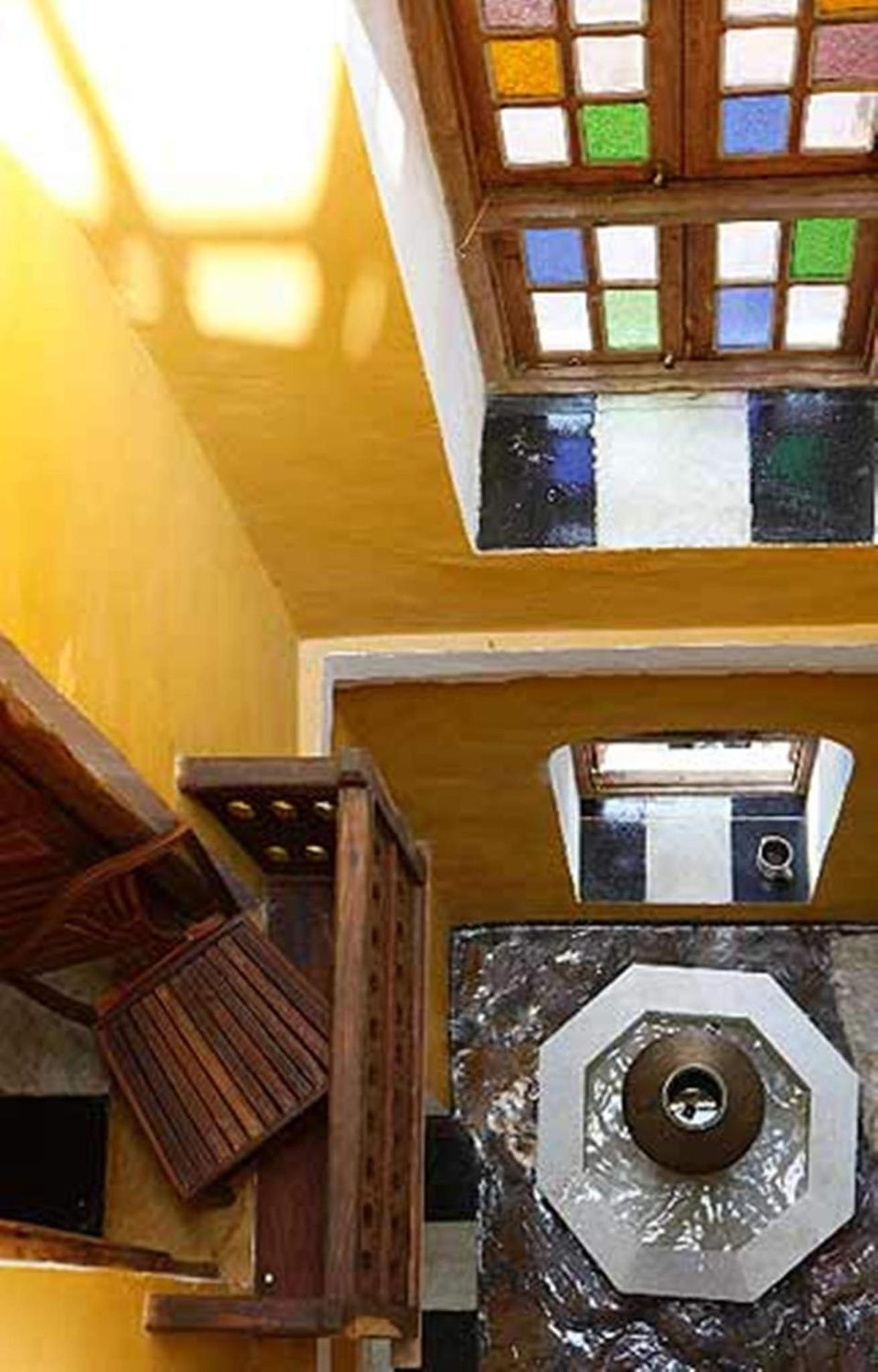 Kholle House