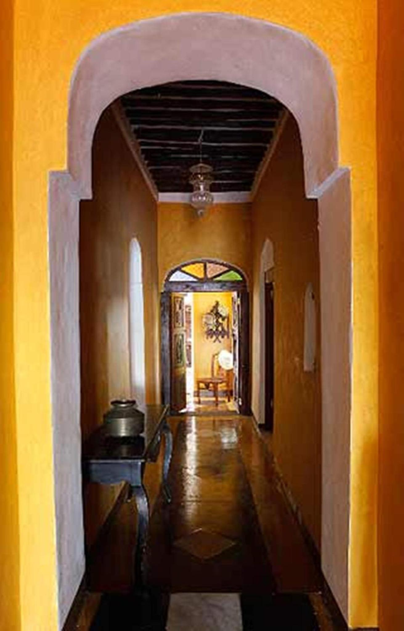 Kholle House