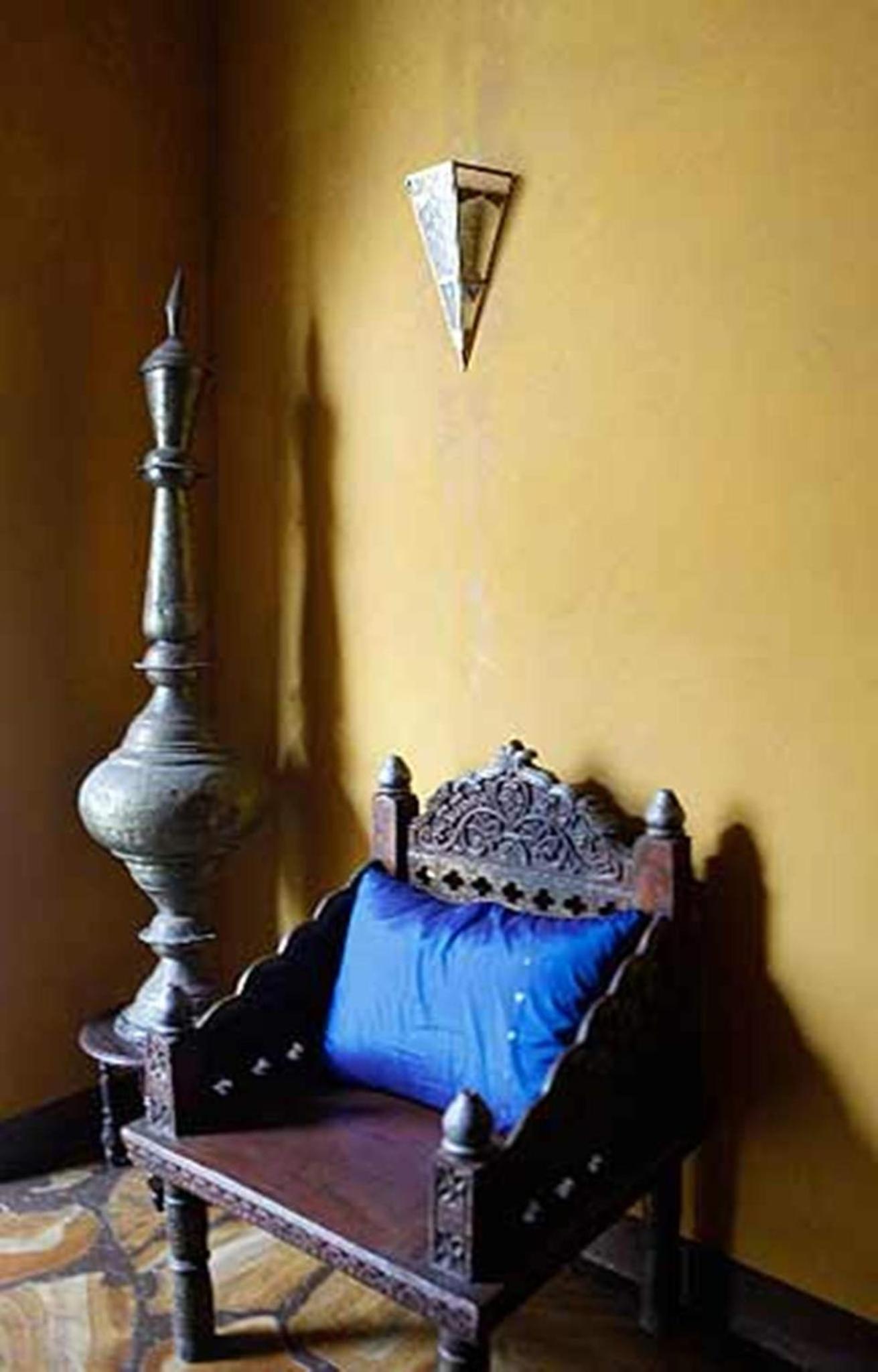 Kholle House
