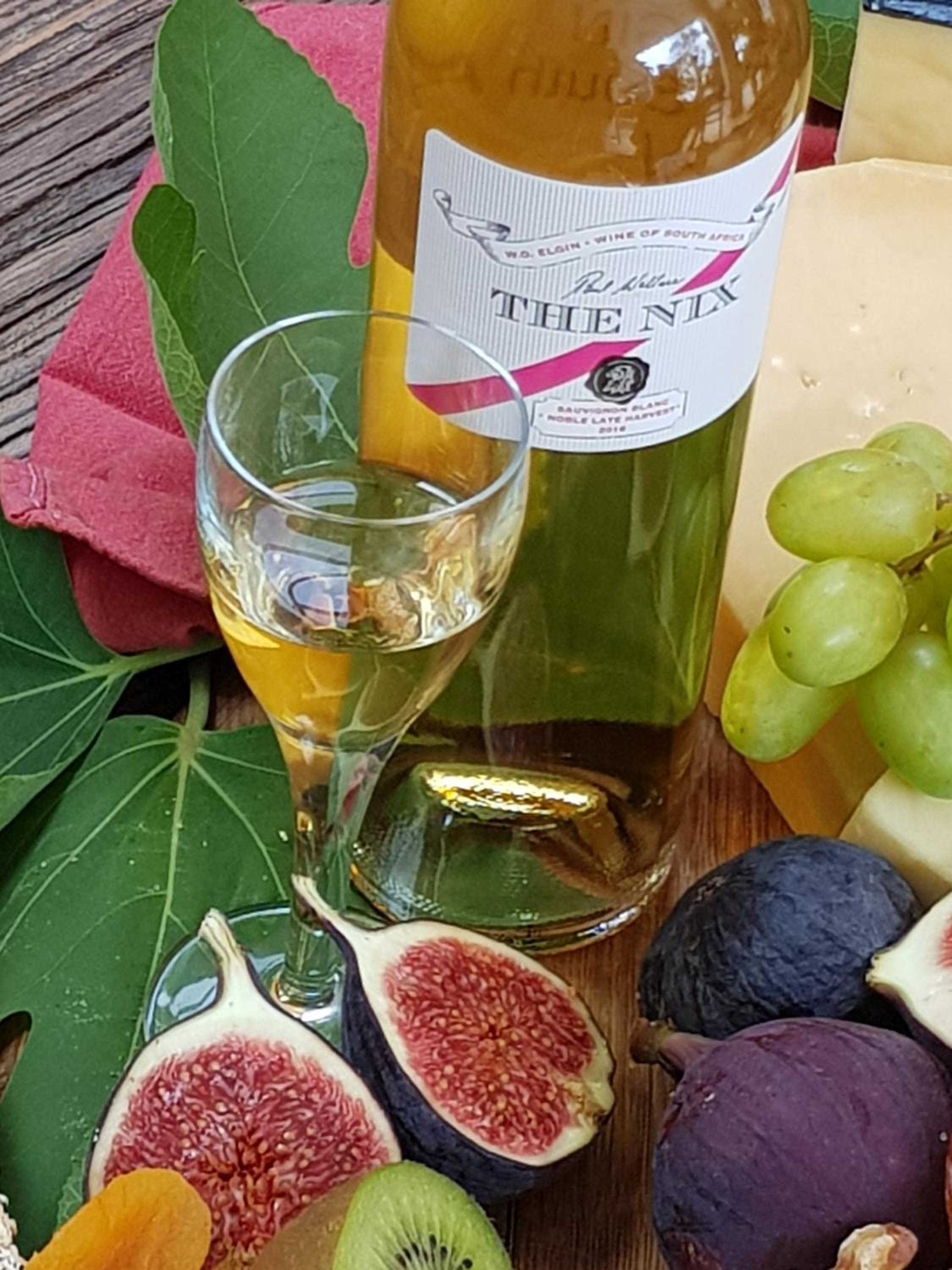 Paul Wallace Wines & Cottages