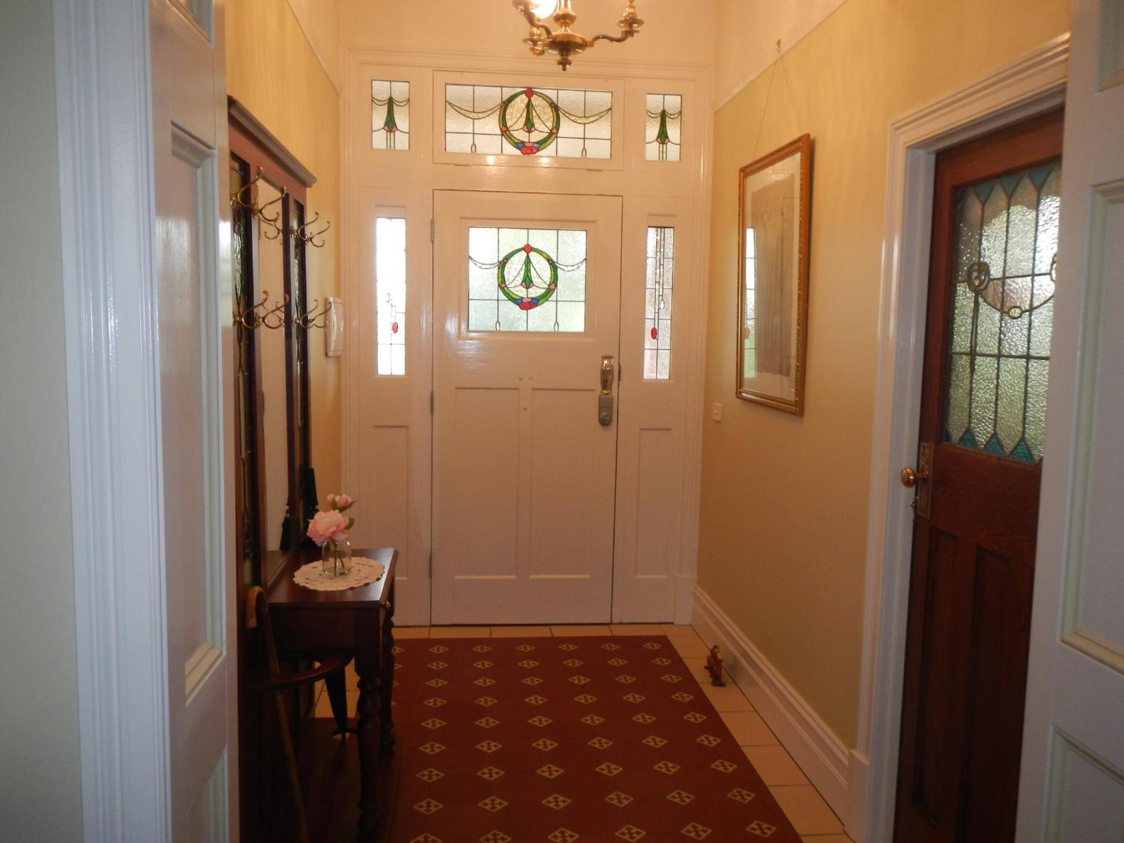 The Oaks Lilydale Accommodation