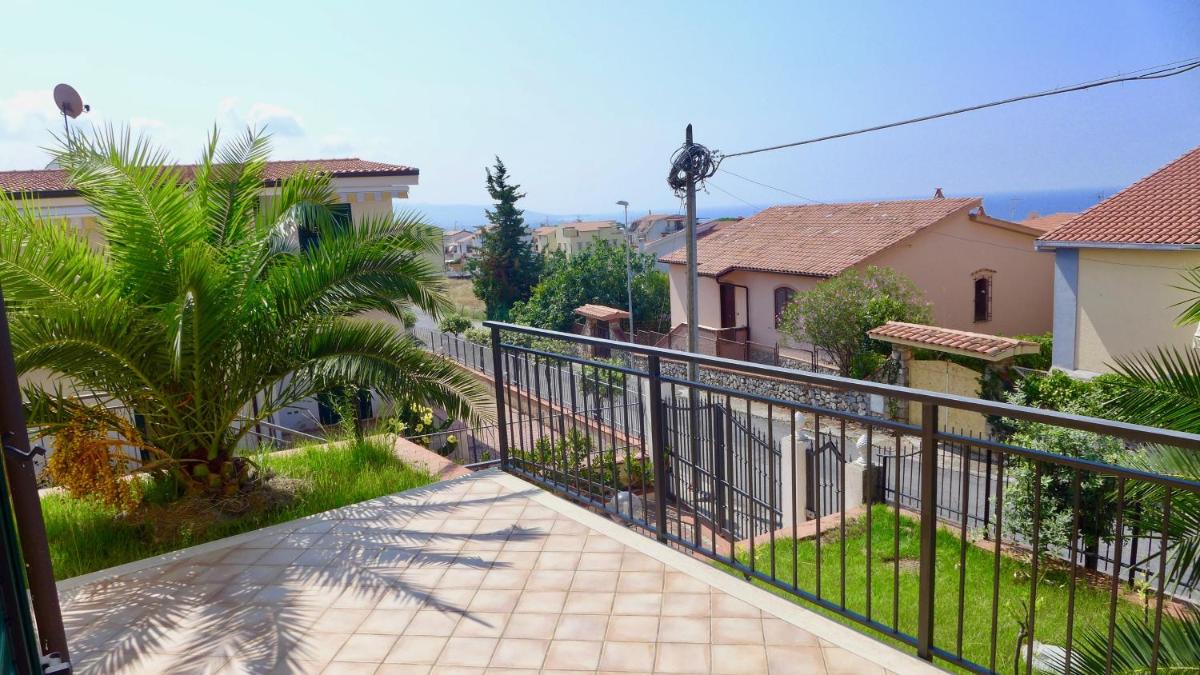 Villa in Scalea view 5