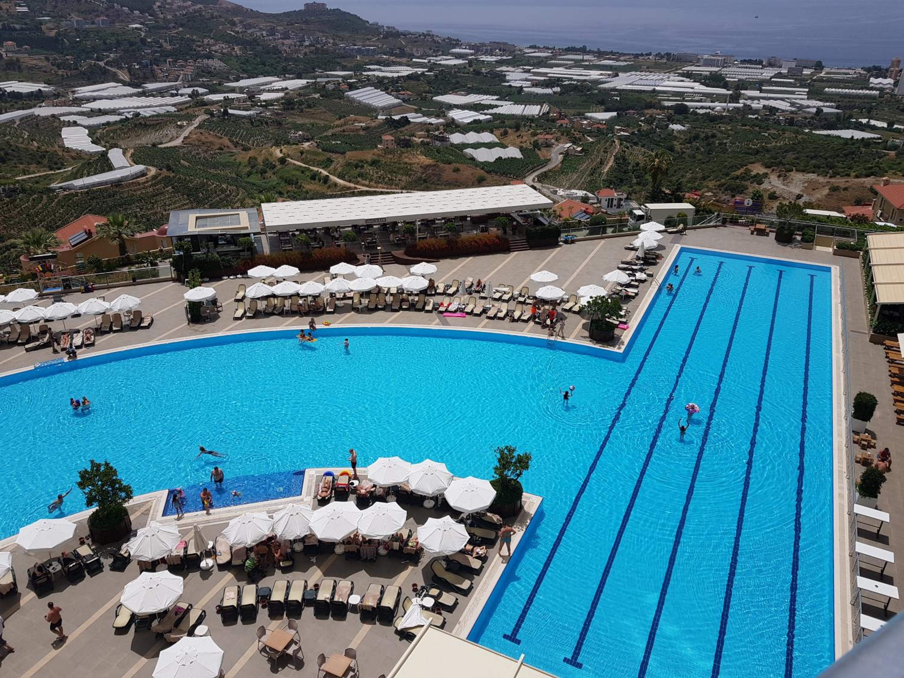 Gold City Villas and Apartments view 4