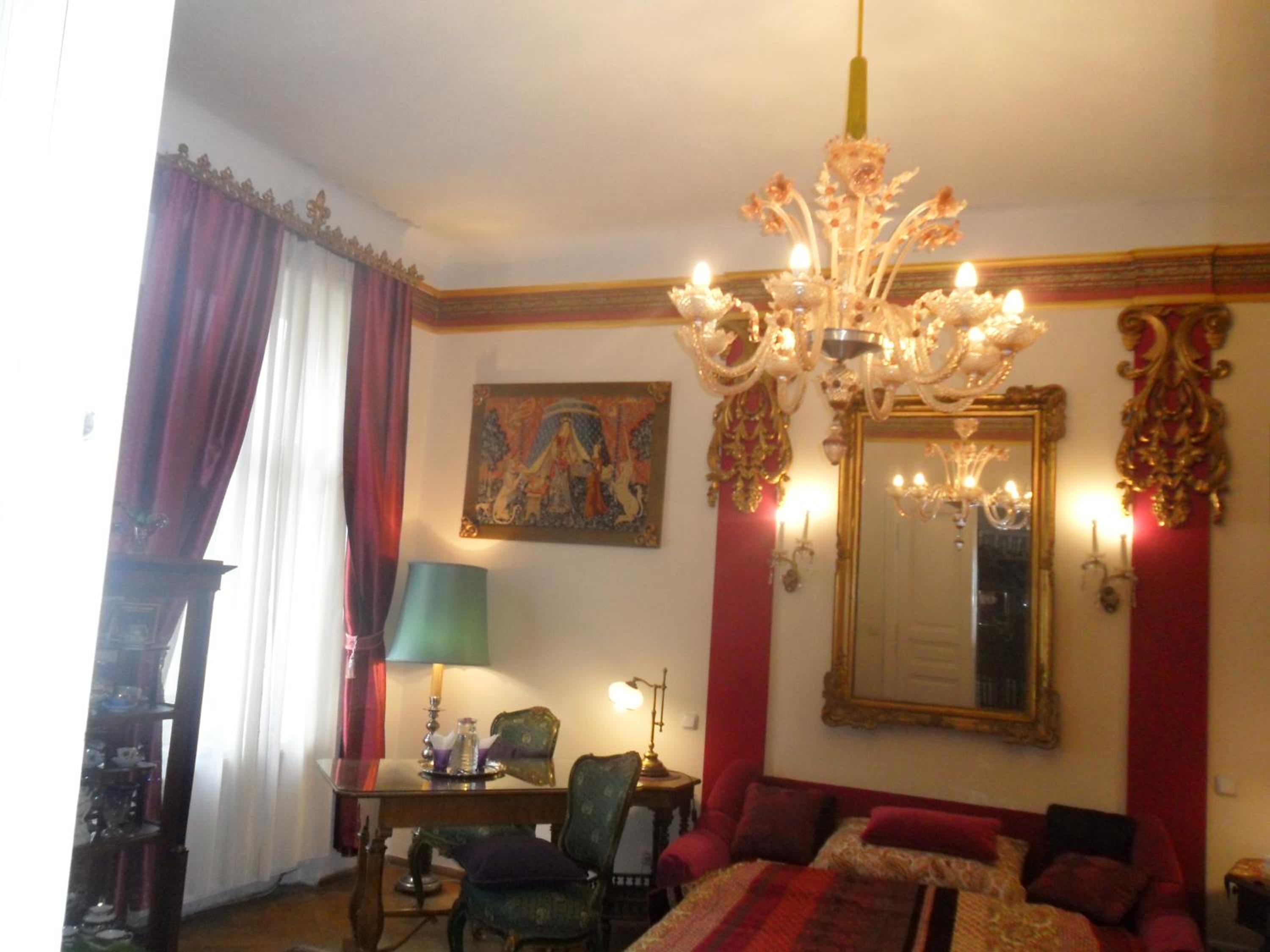 Luxury near Castle