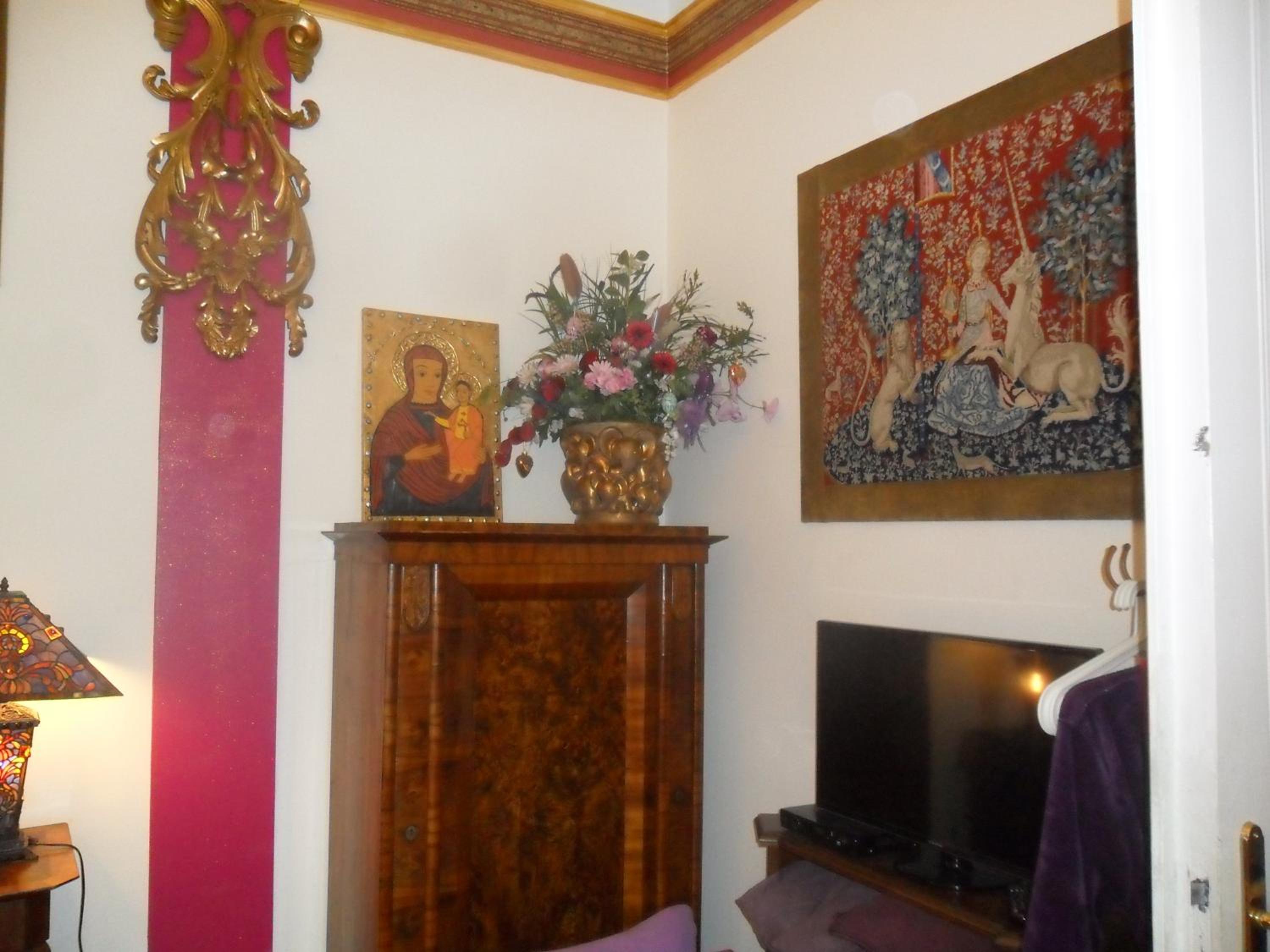 Luxury near Castle