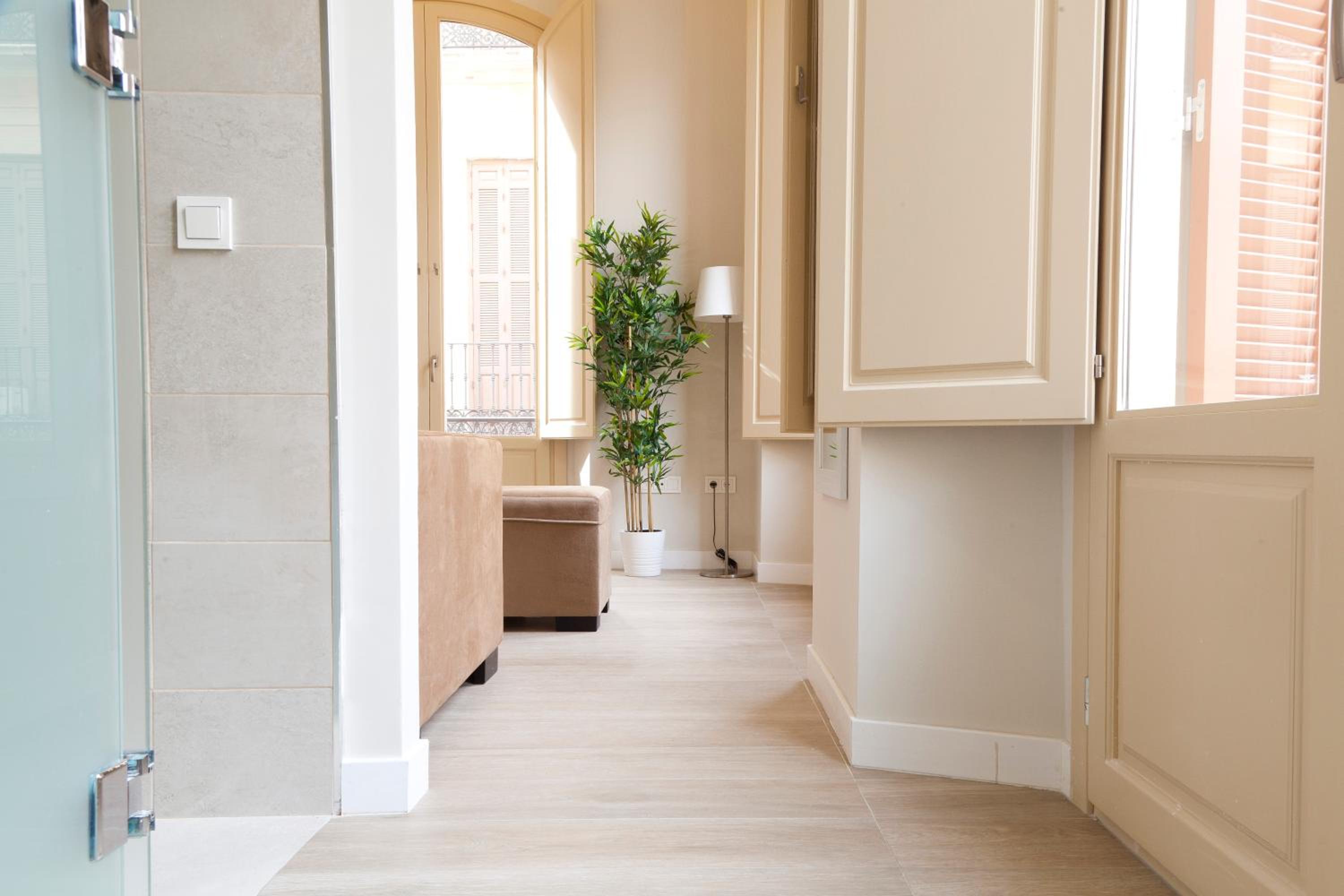 Apartamentos Pinar Málaga Centro - Carretería