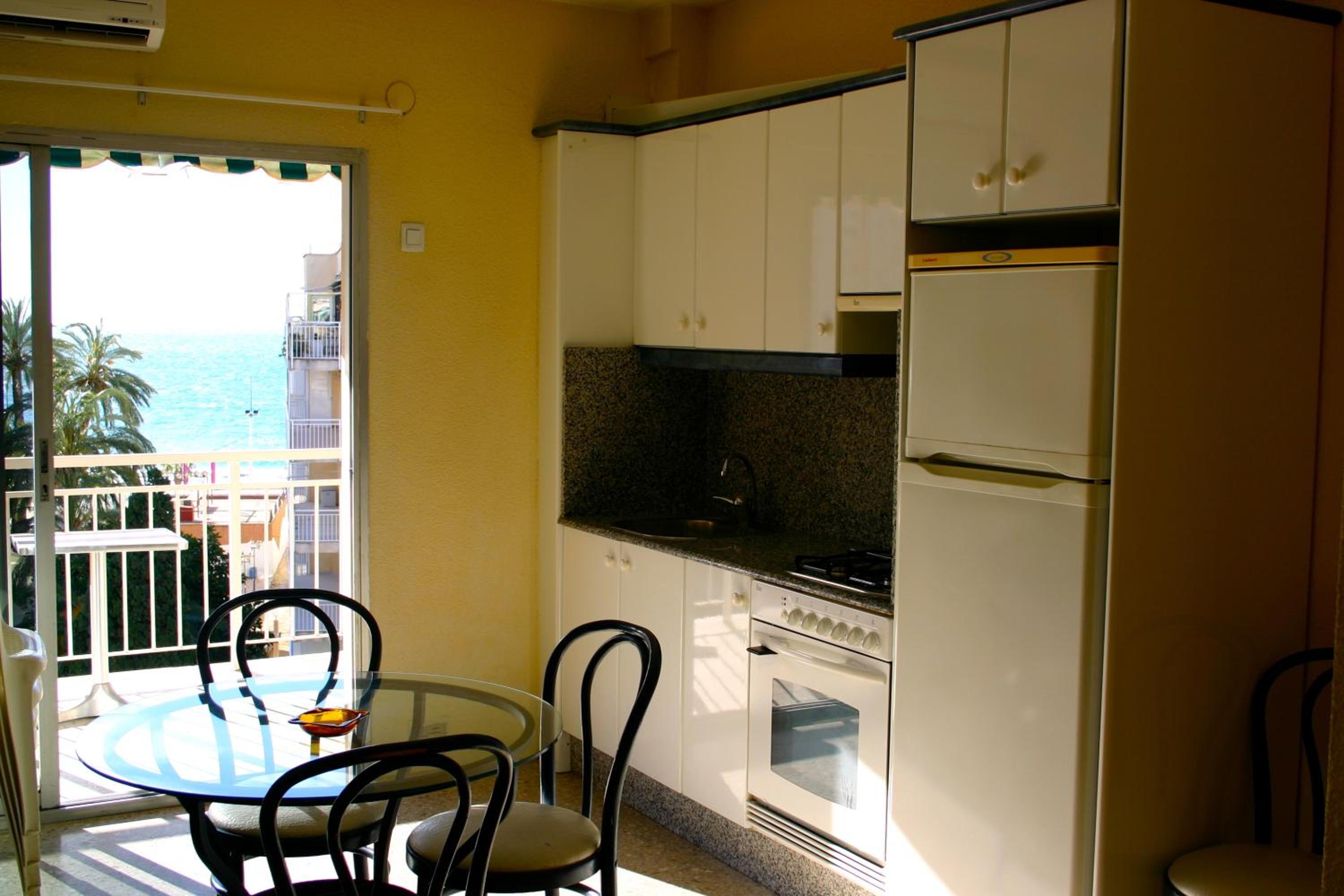 Apartamentos Astoria - Benidorm view 4