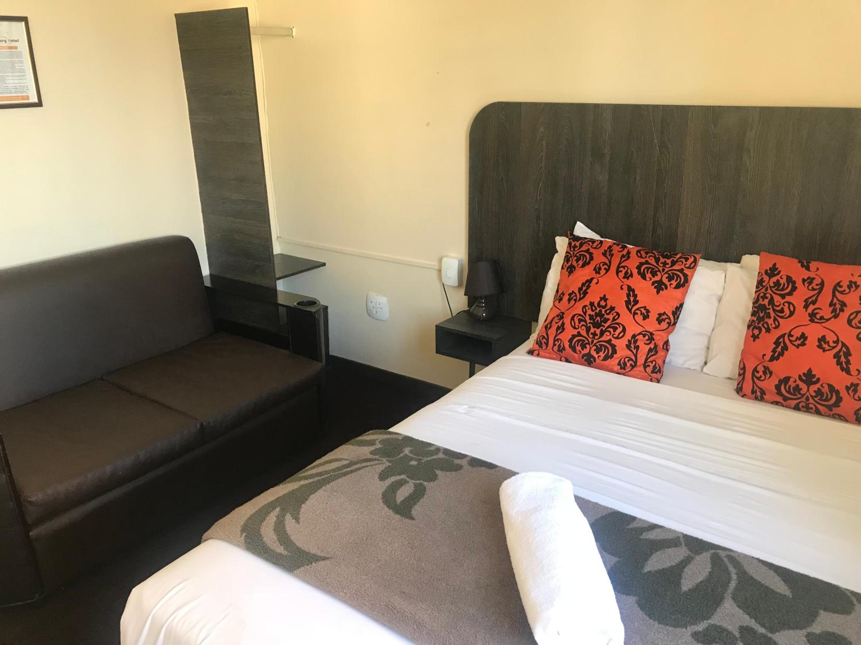 Johannesburg Vacations - Businessburg Hotel - Property Image 13