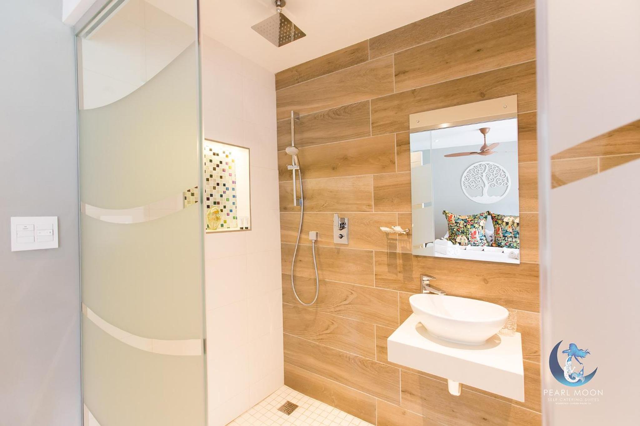 Pearl Moon Boutique Suites, photo 43