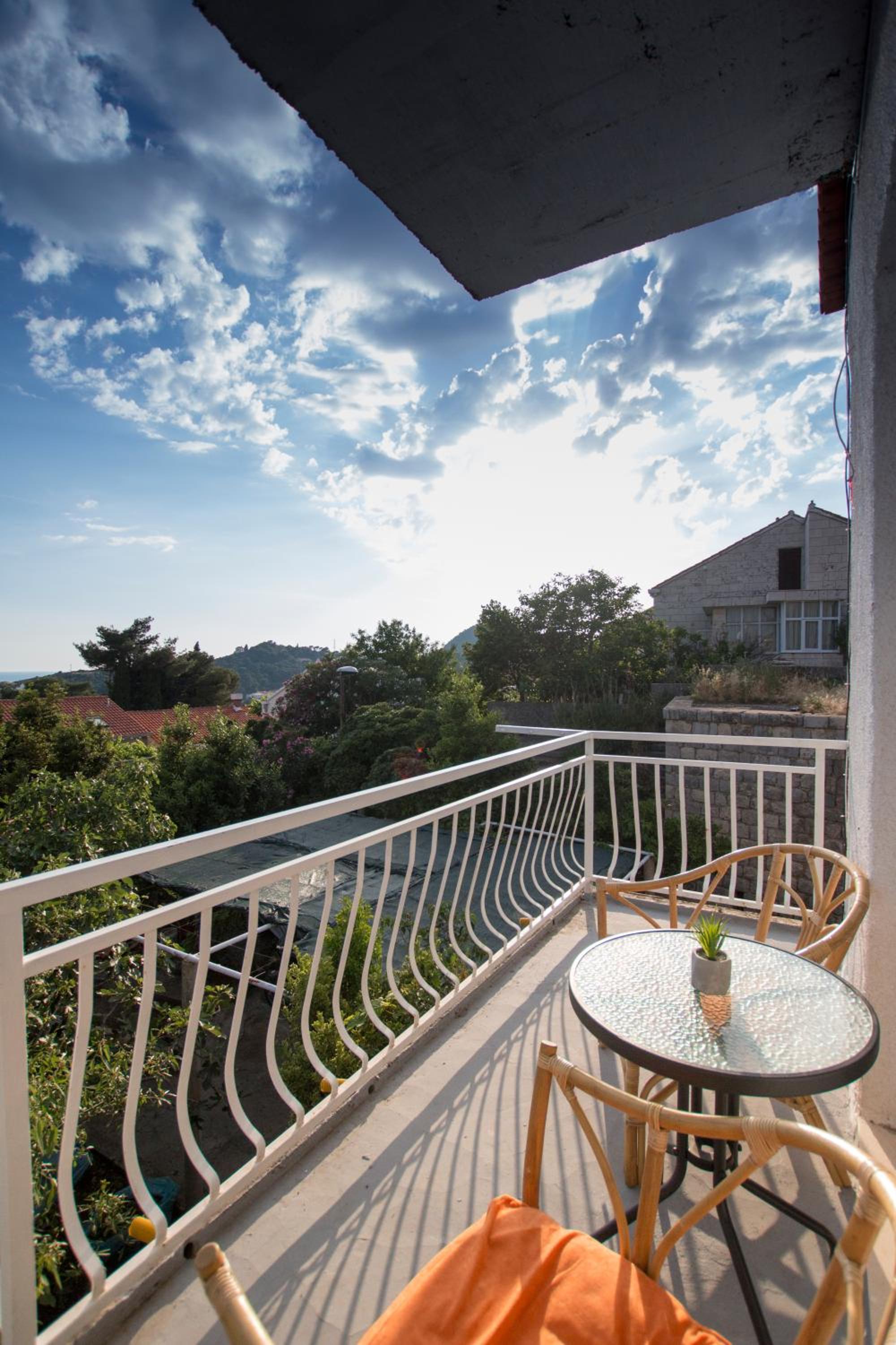 Blue Horizon Apartments