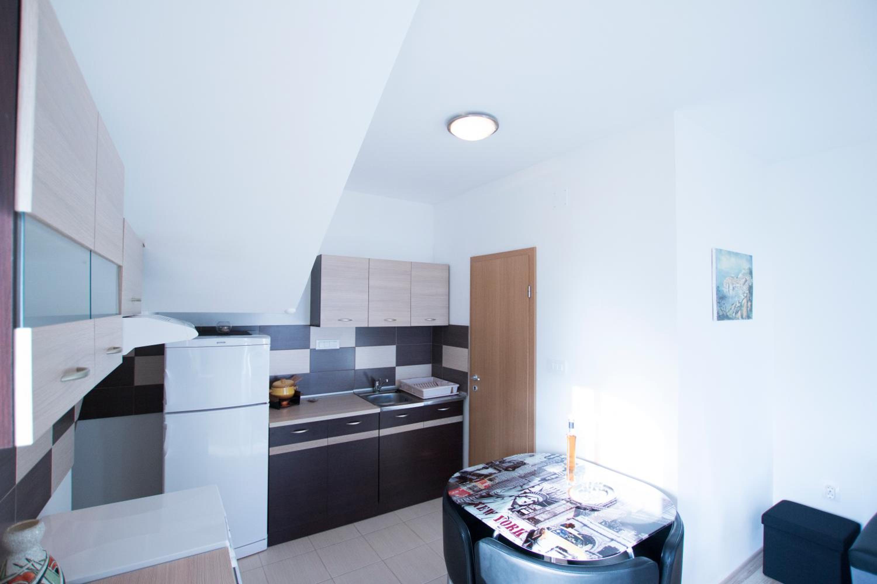 Blue Horizon Apartments