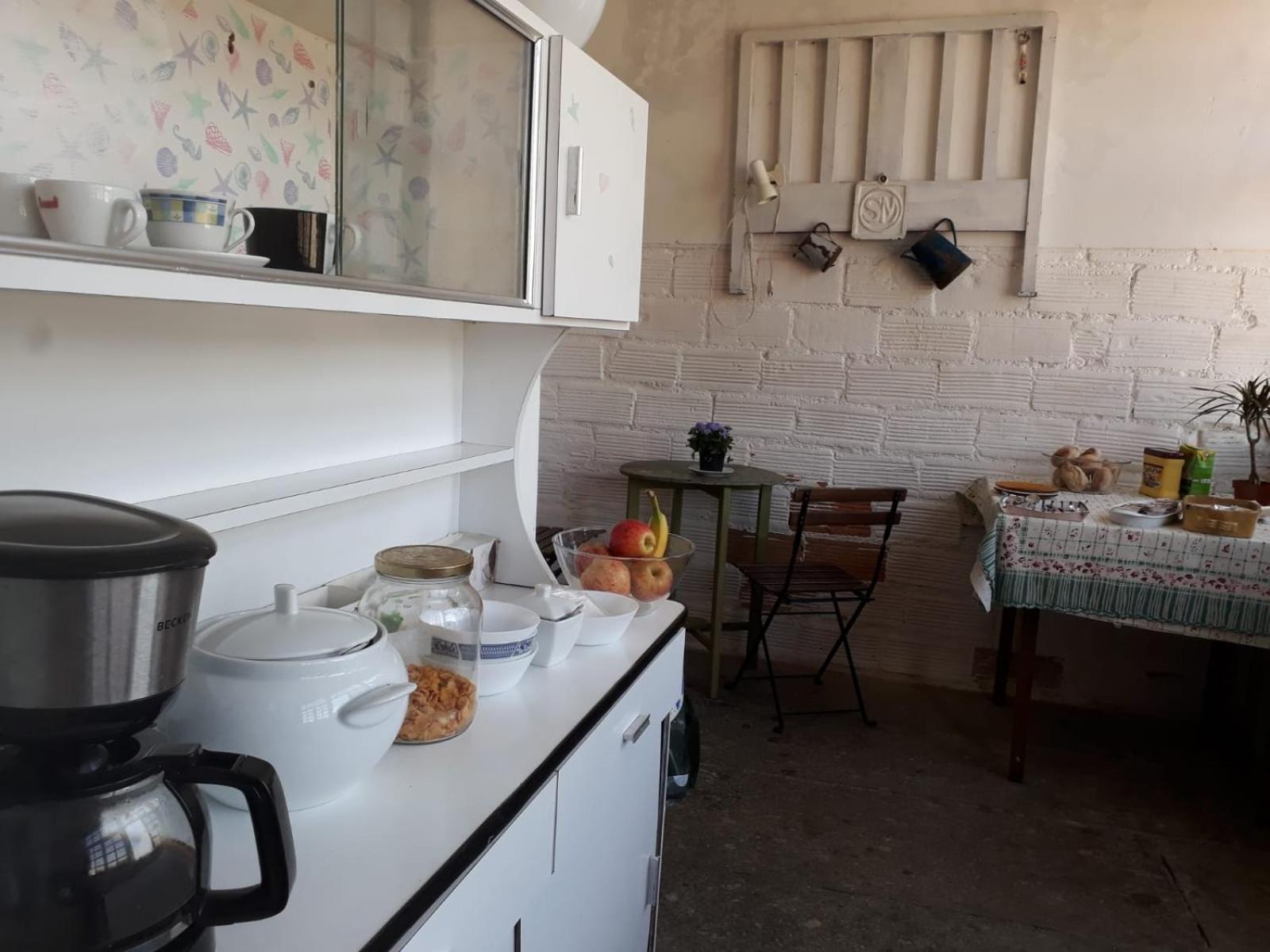Family Adams House Hostel