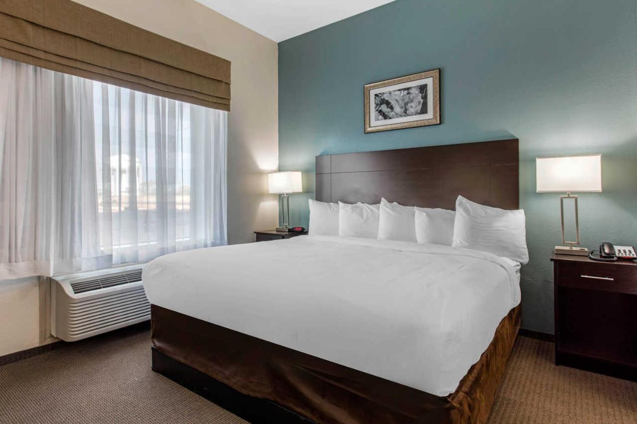 Big Spring Vacations - MainStay Suites Big Spring North I-20 - Property Image 9