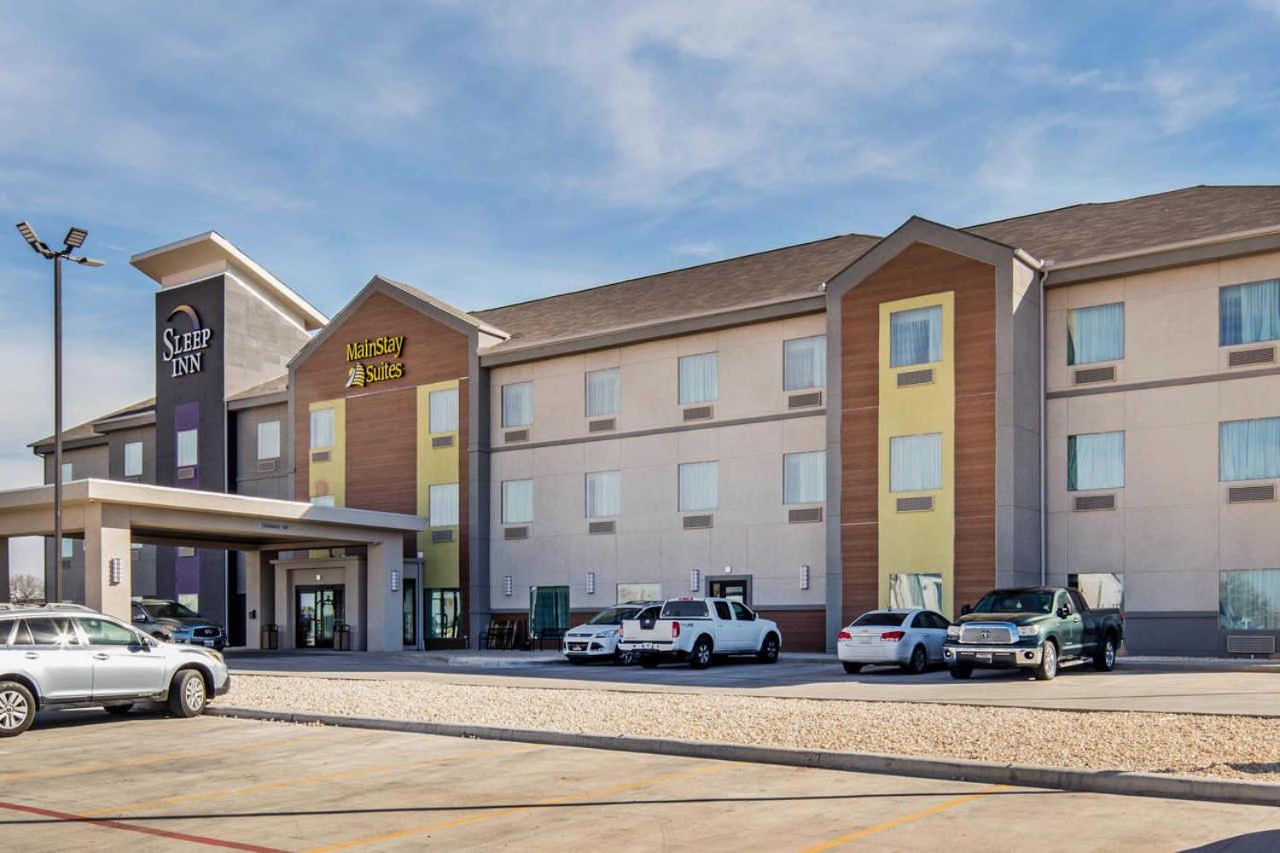 Big Spring Vacations - MainStay Suites Big Spring North I-20 - Property Image 6