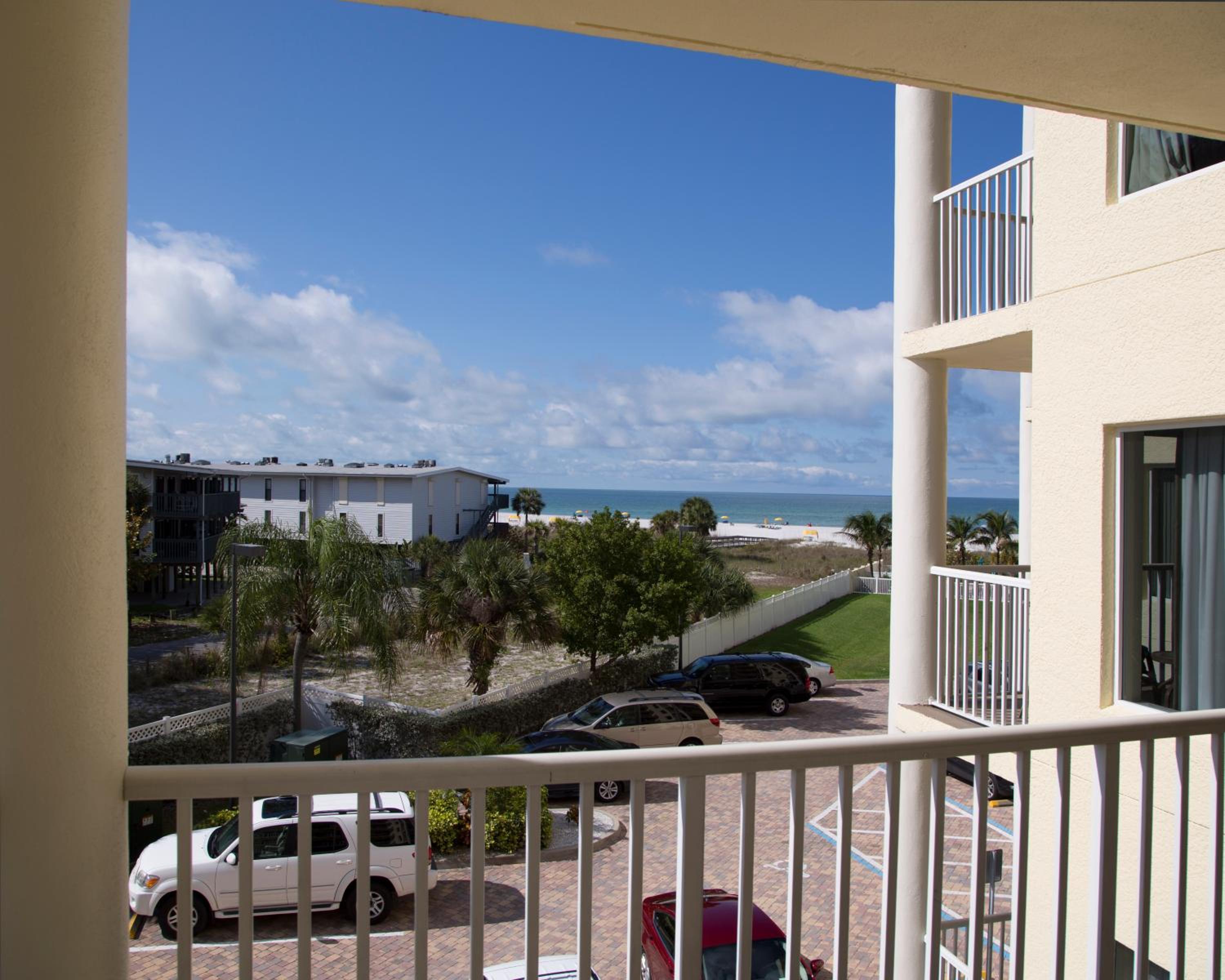 Sunset Vistas Two Bedroom Beachfront Suites, photo 14