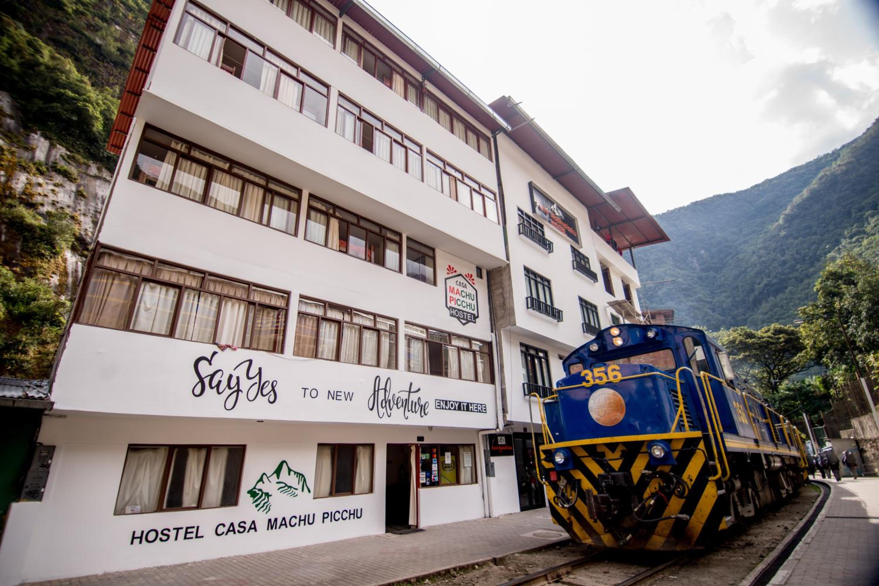Casa Machu Picchu Hostel view 2
