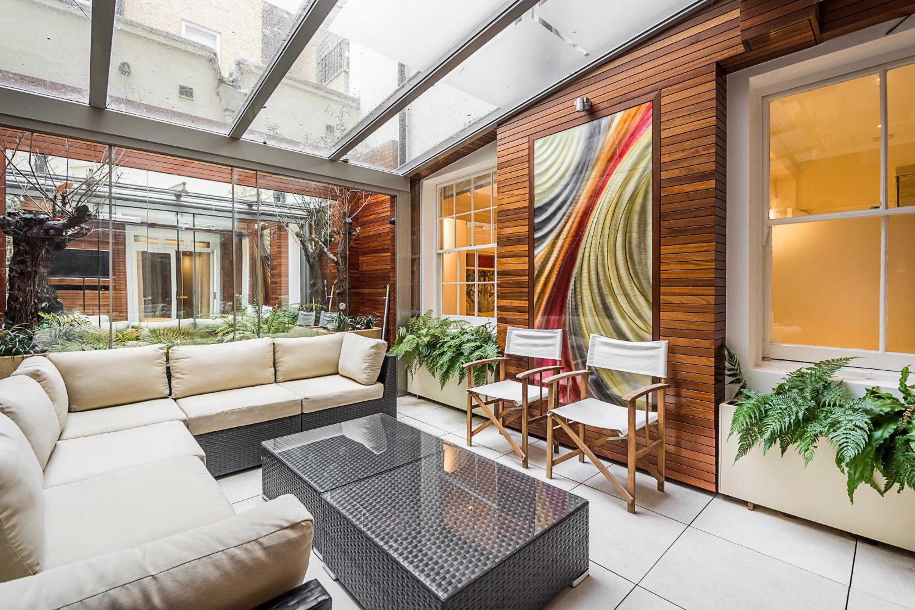 outdoor bbq area