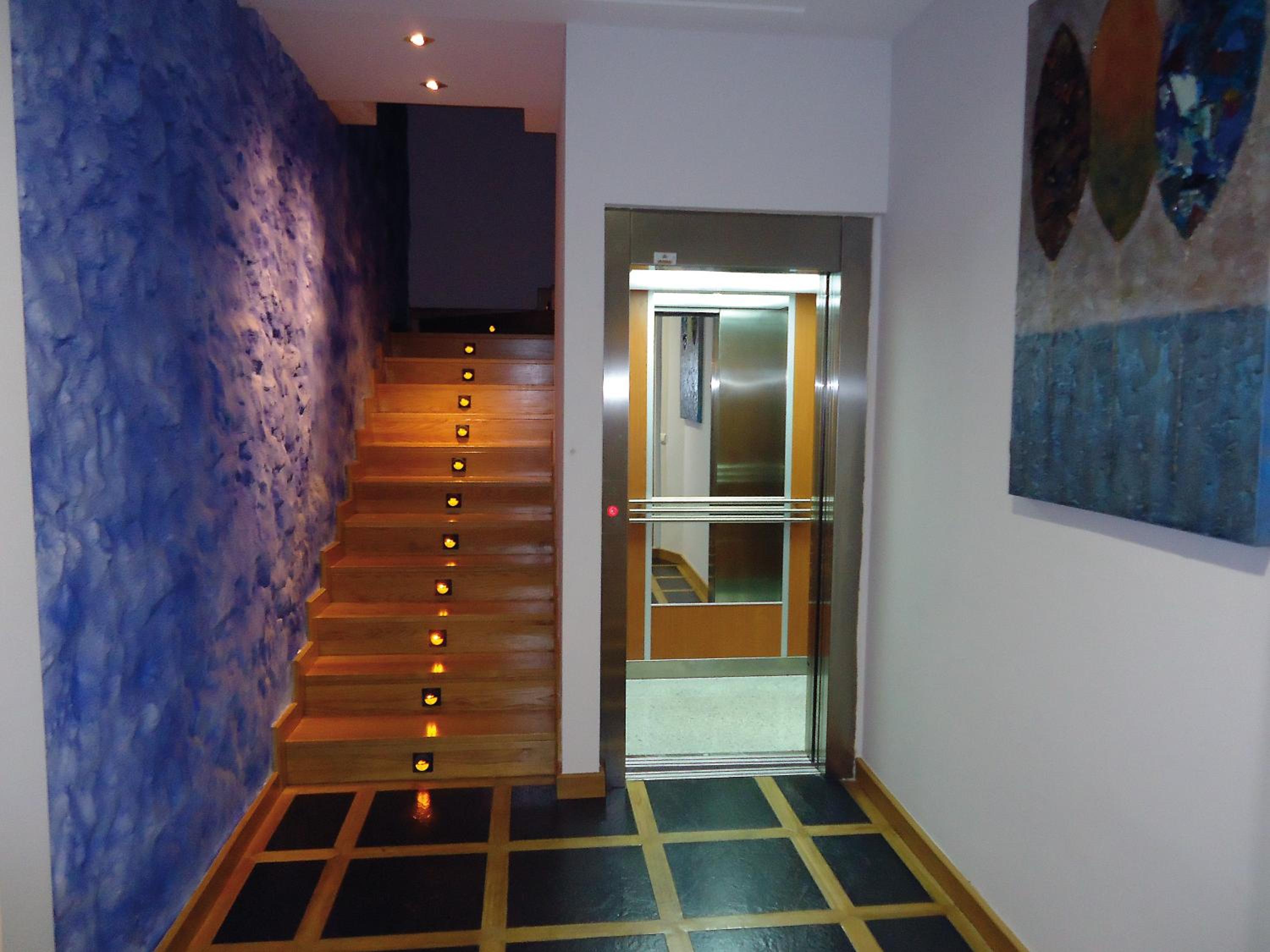 Photo 34