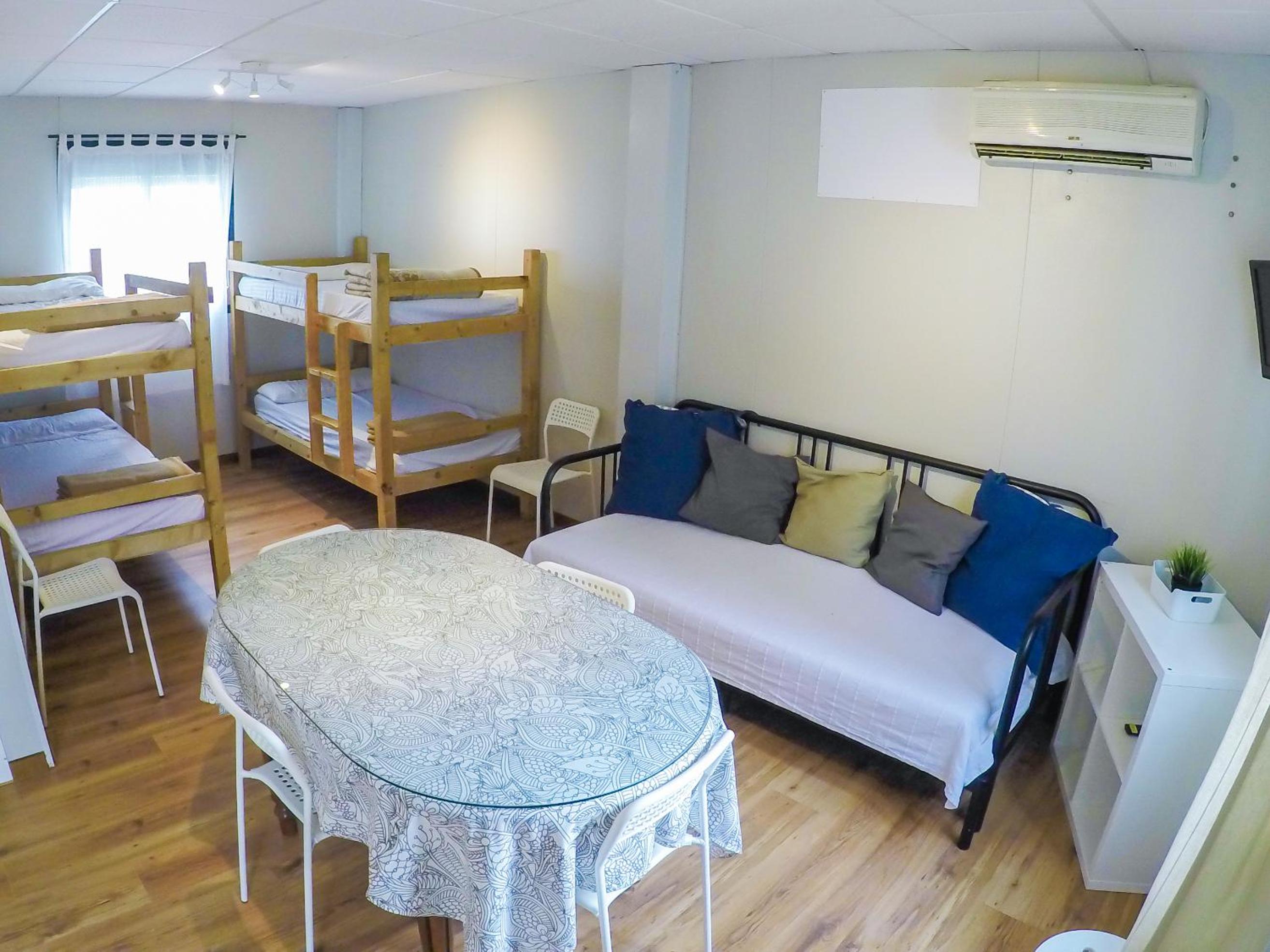 CENTRO DE OCIO ALÚA Bungalows Camping Rafting Benamejí
