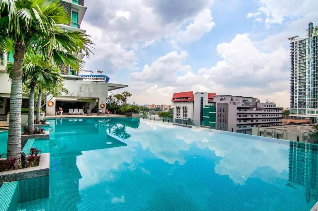 Urban Suites @ Swiss Garden Residence