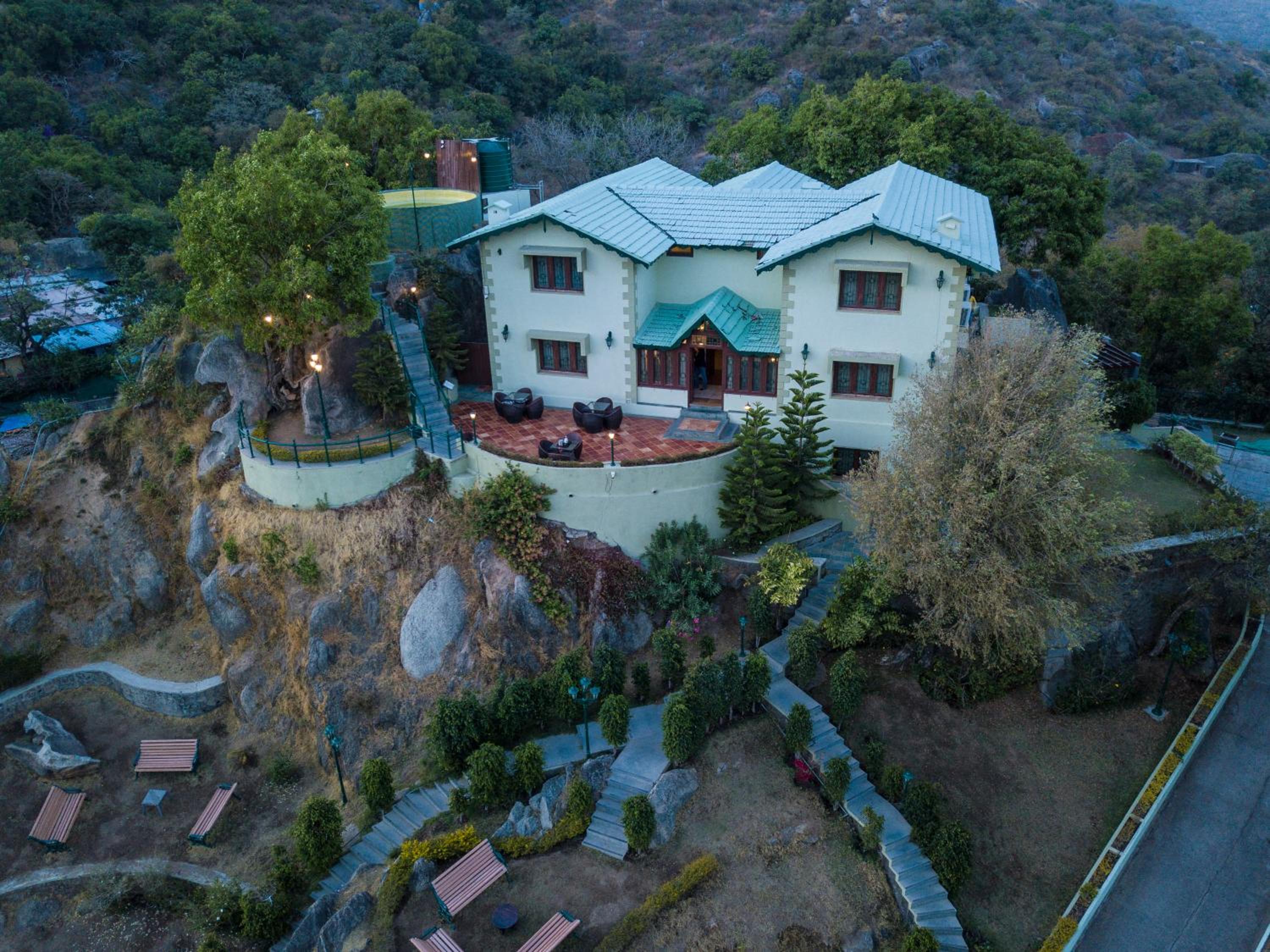 The Colonial Manek Manor By SAH