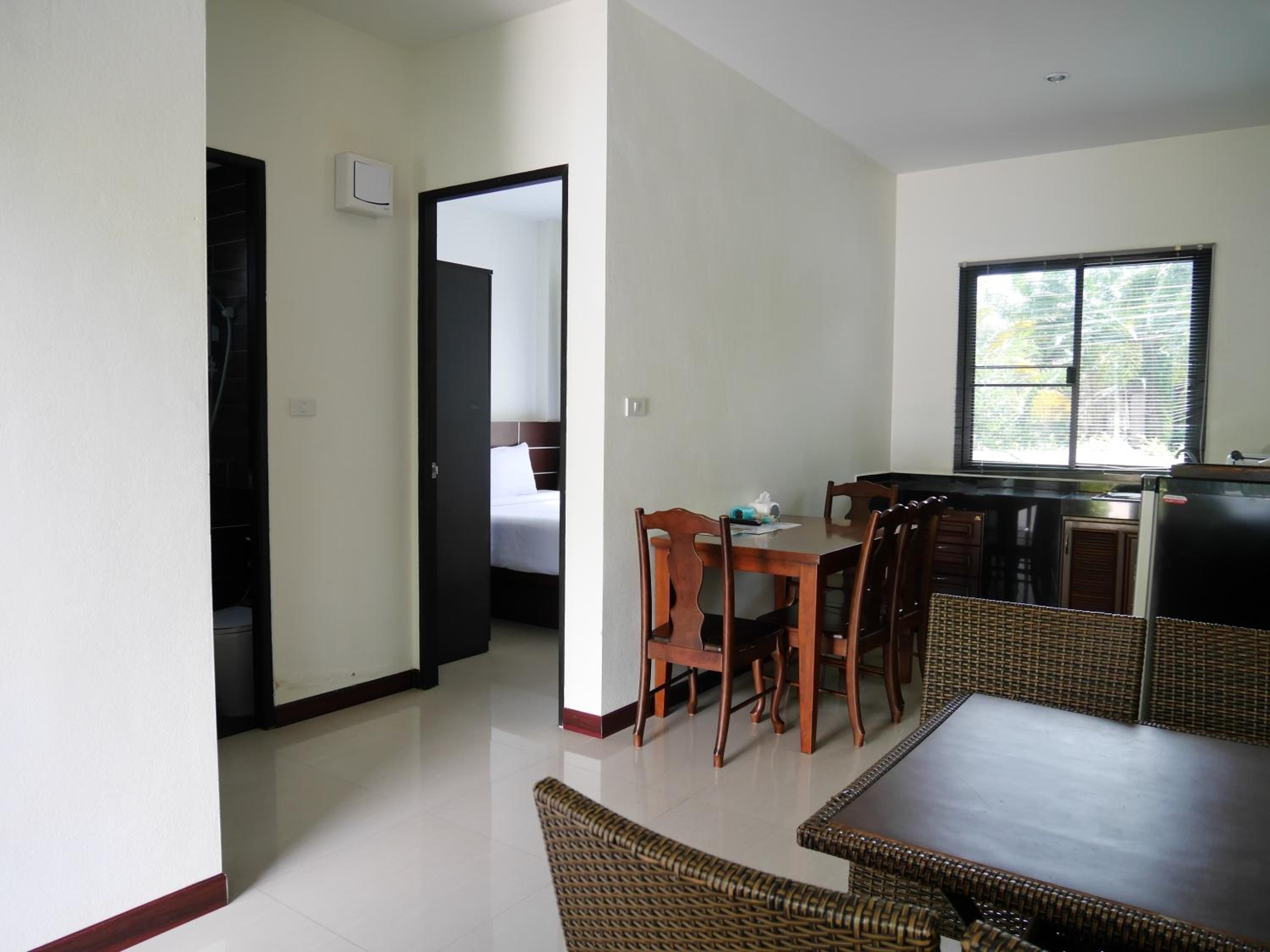 Aonang Oscar Pool Villas - Free Shuttle to Aonang Beach -shared pool - private pool