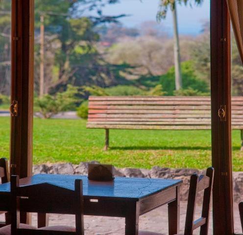 Los Nobles Hostal de Bosque