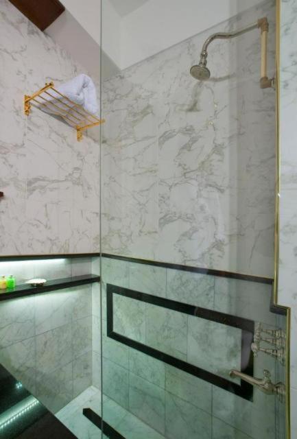Los Nobles Hostal de Bosque