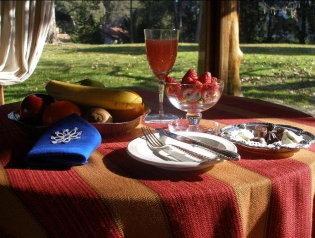 Los Nobles Hostal de Bosque