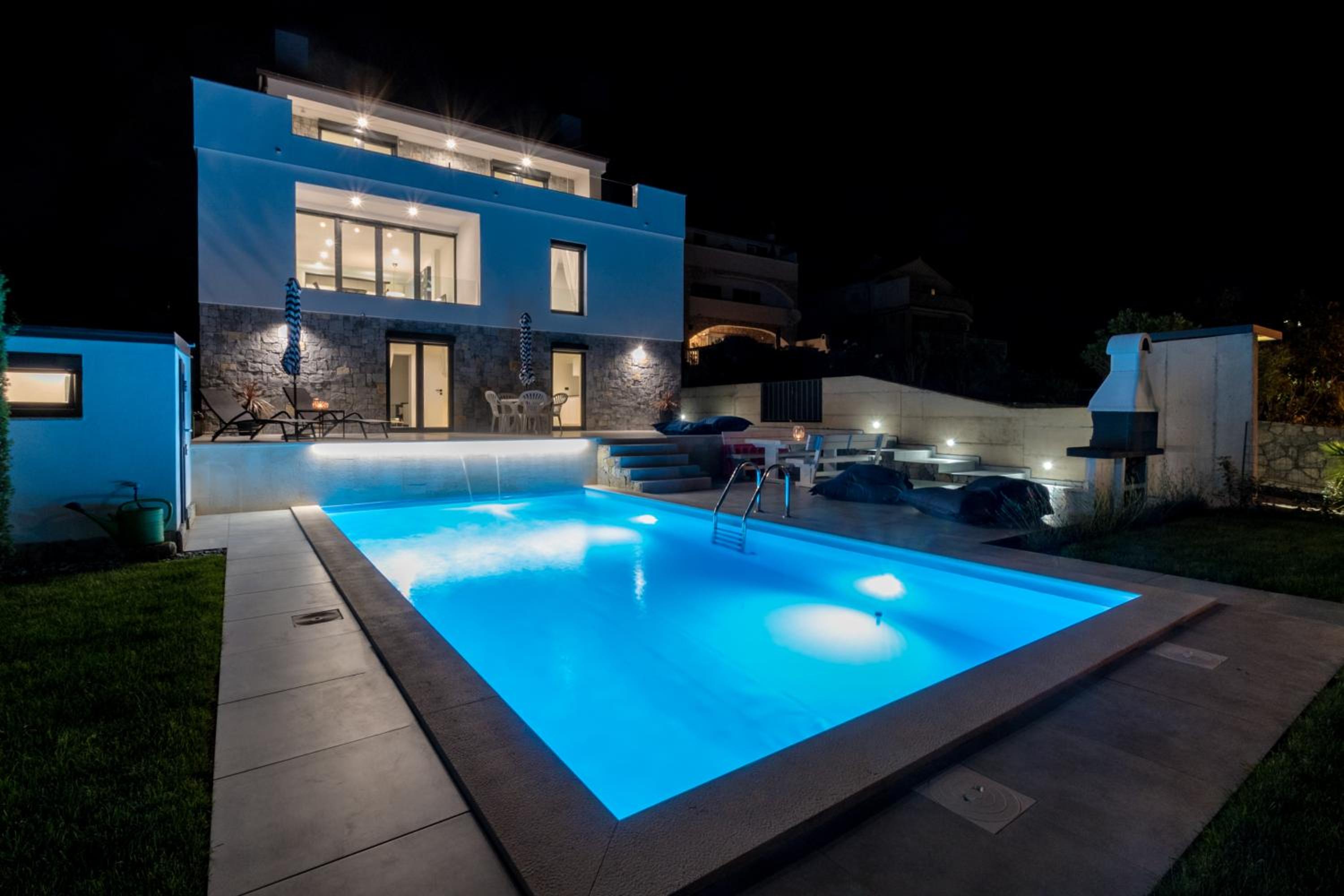 Sun & Sea Villa with a view view 4