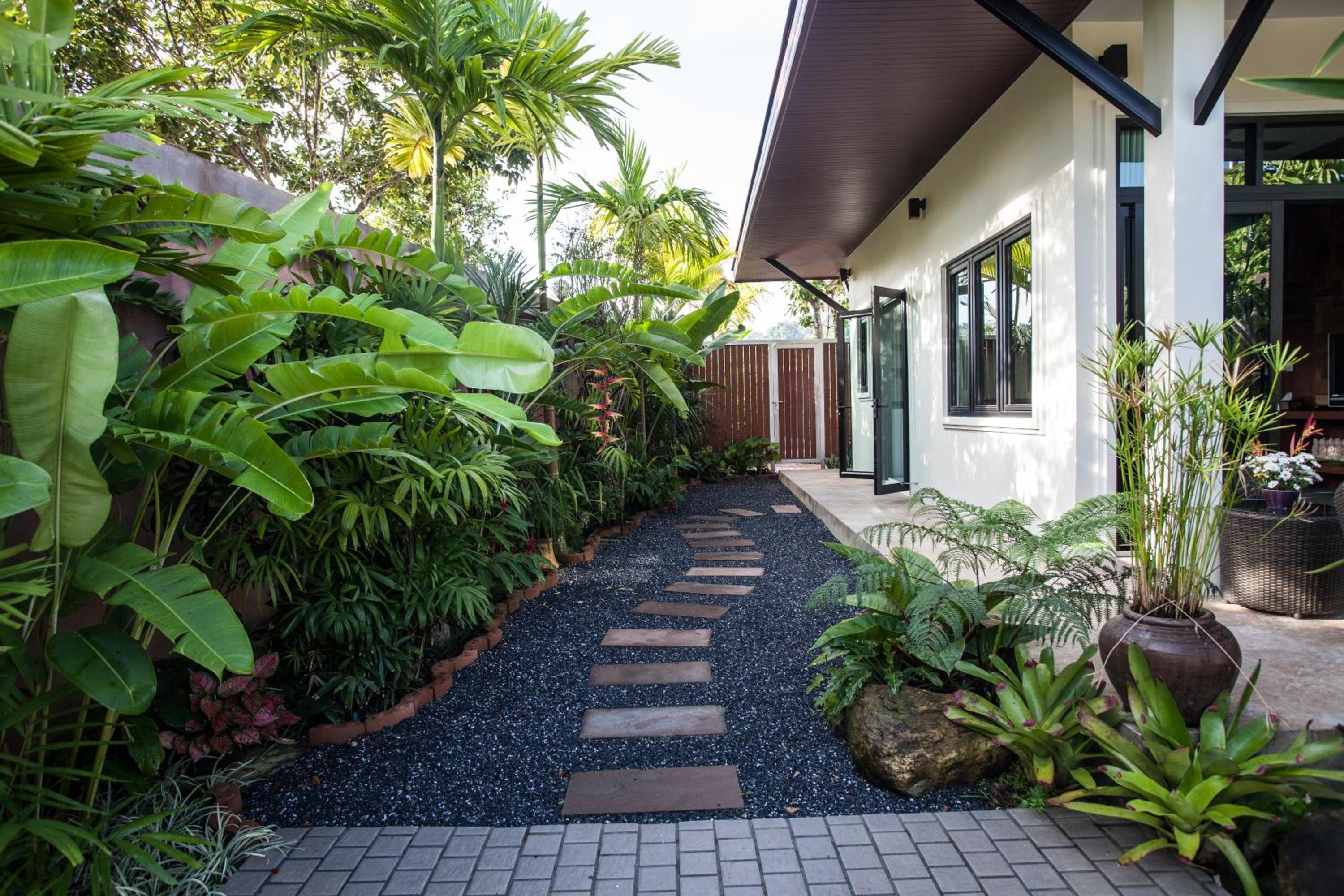 Baan Pinya Cosy One Bedroom Executive Bungalow view 3