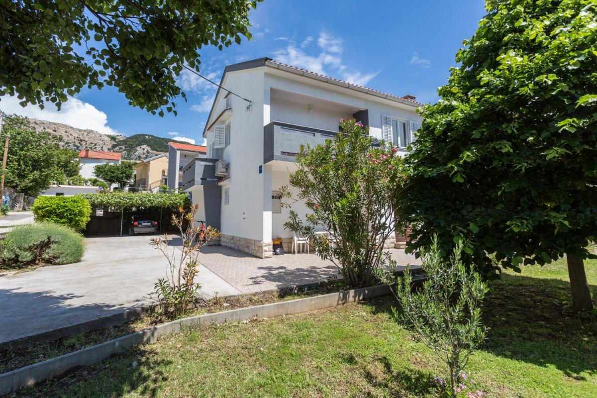 Apartments Bernardeta 2 view 5