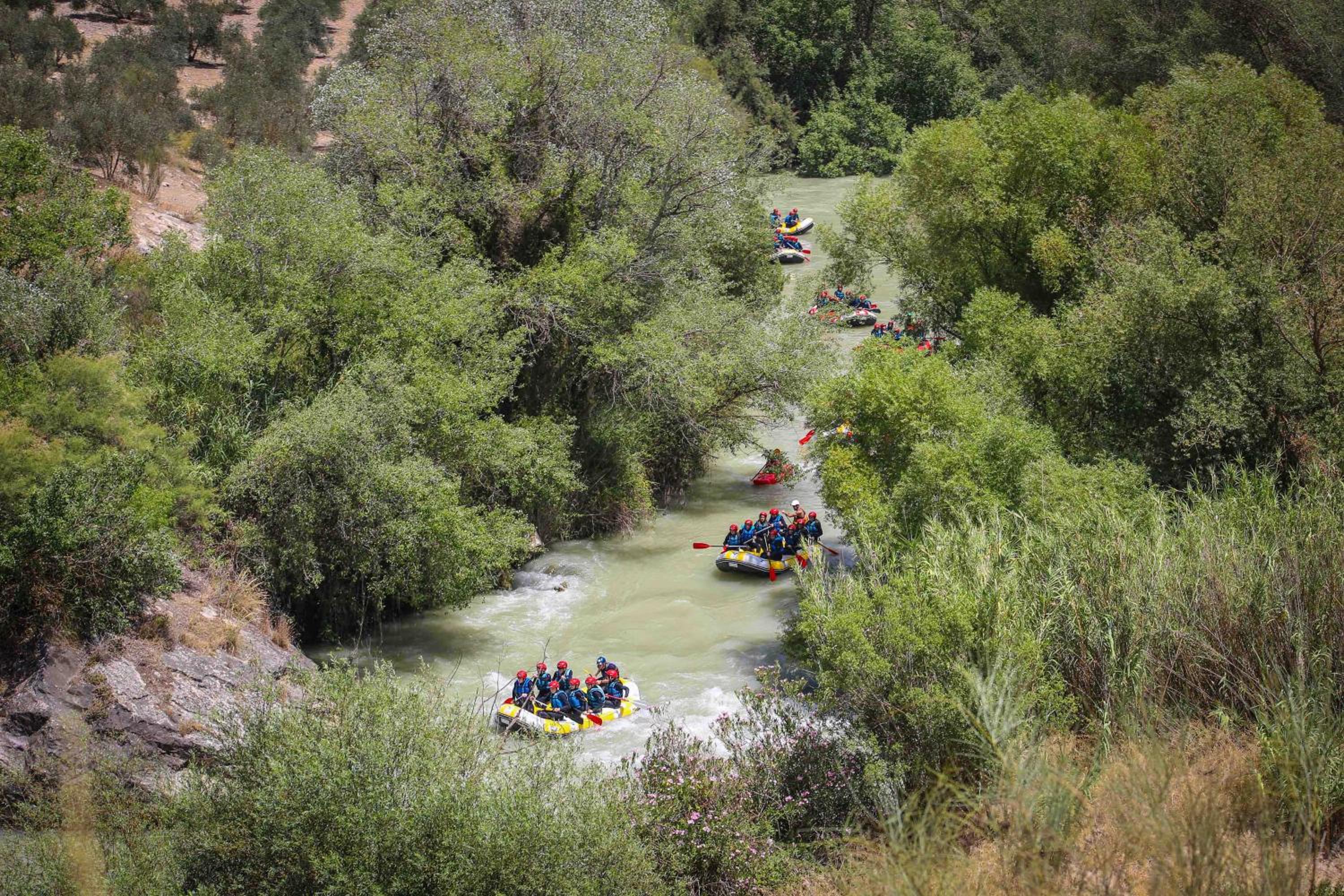 CENTRO DE OCIO ALÚA Bungalows Camping Rafting Benamejí