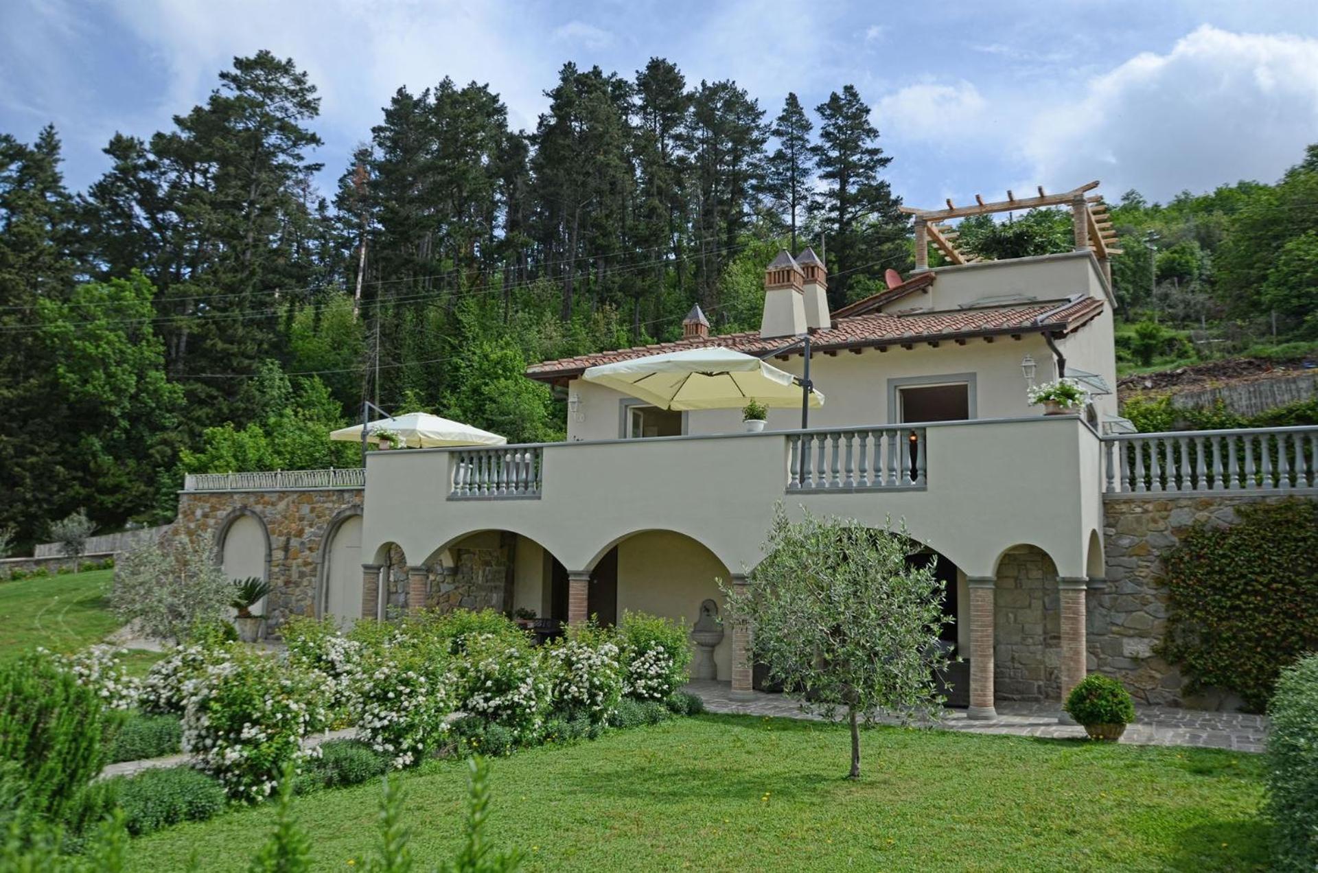 Villa Caiano - Luxury In Tuscany view 3