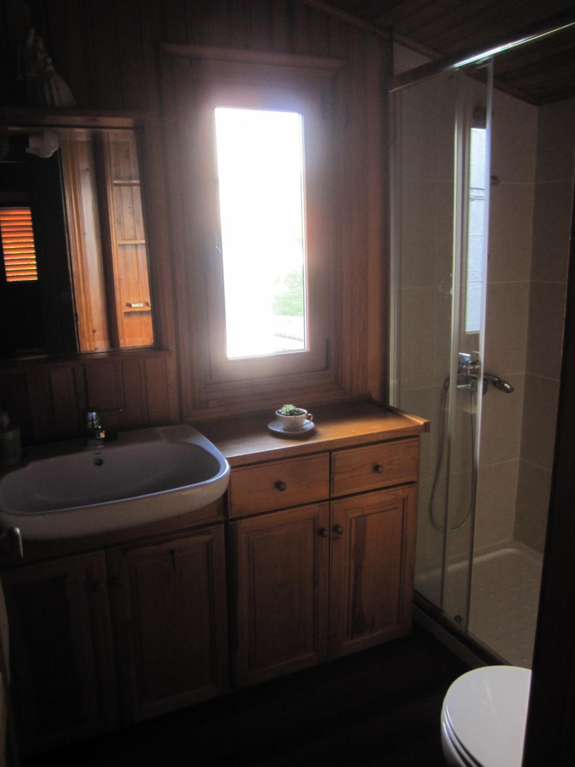 Photo 37