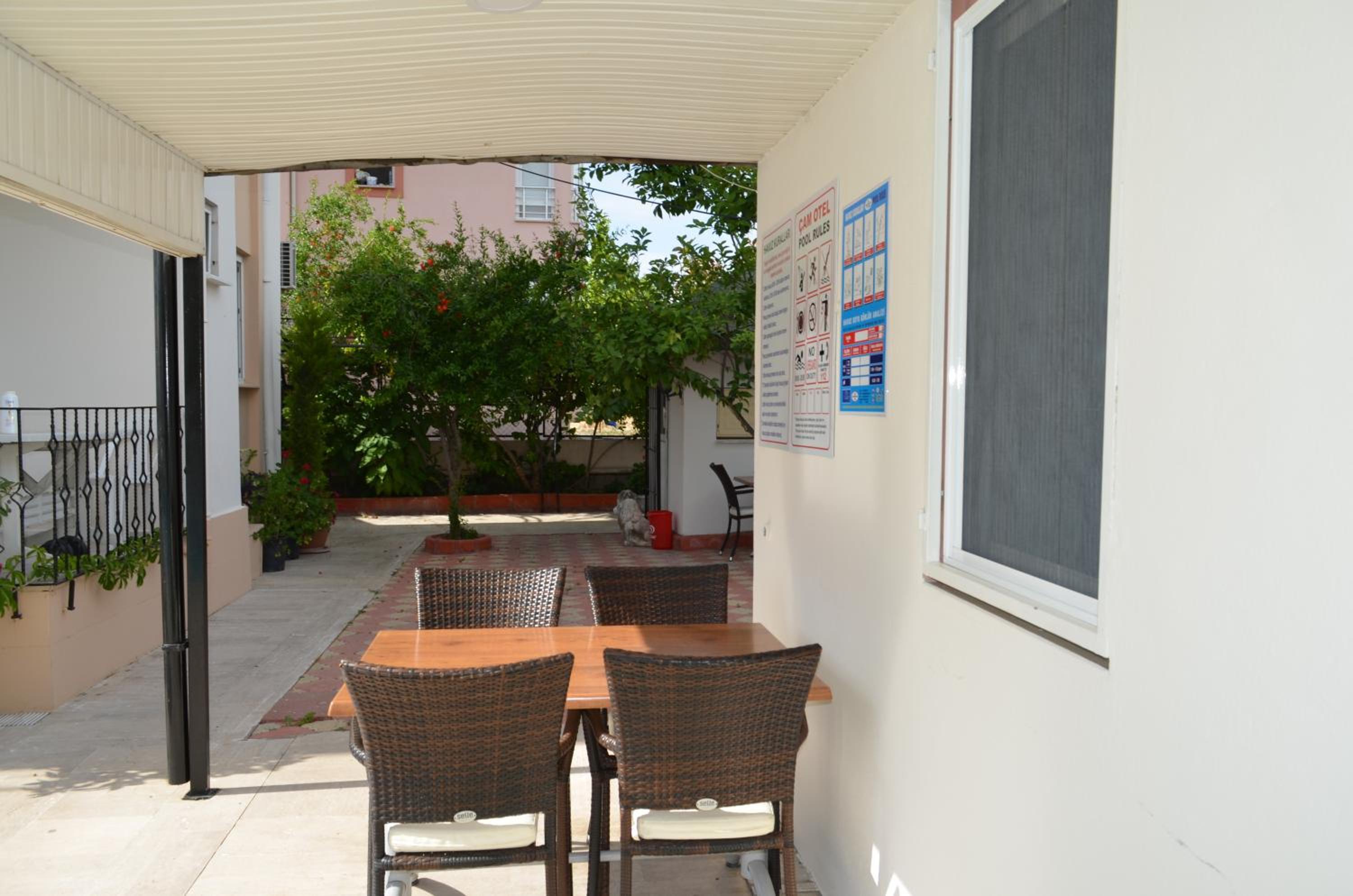 Cam Hotel - Image 27