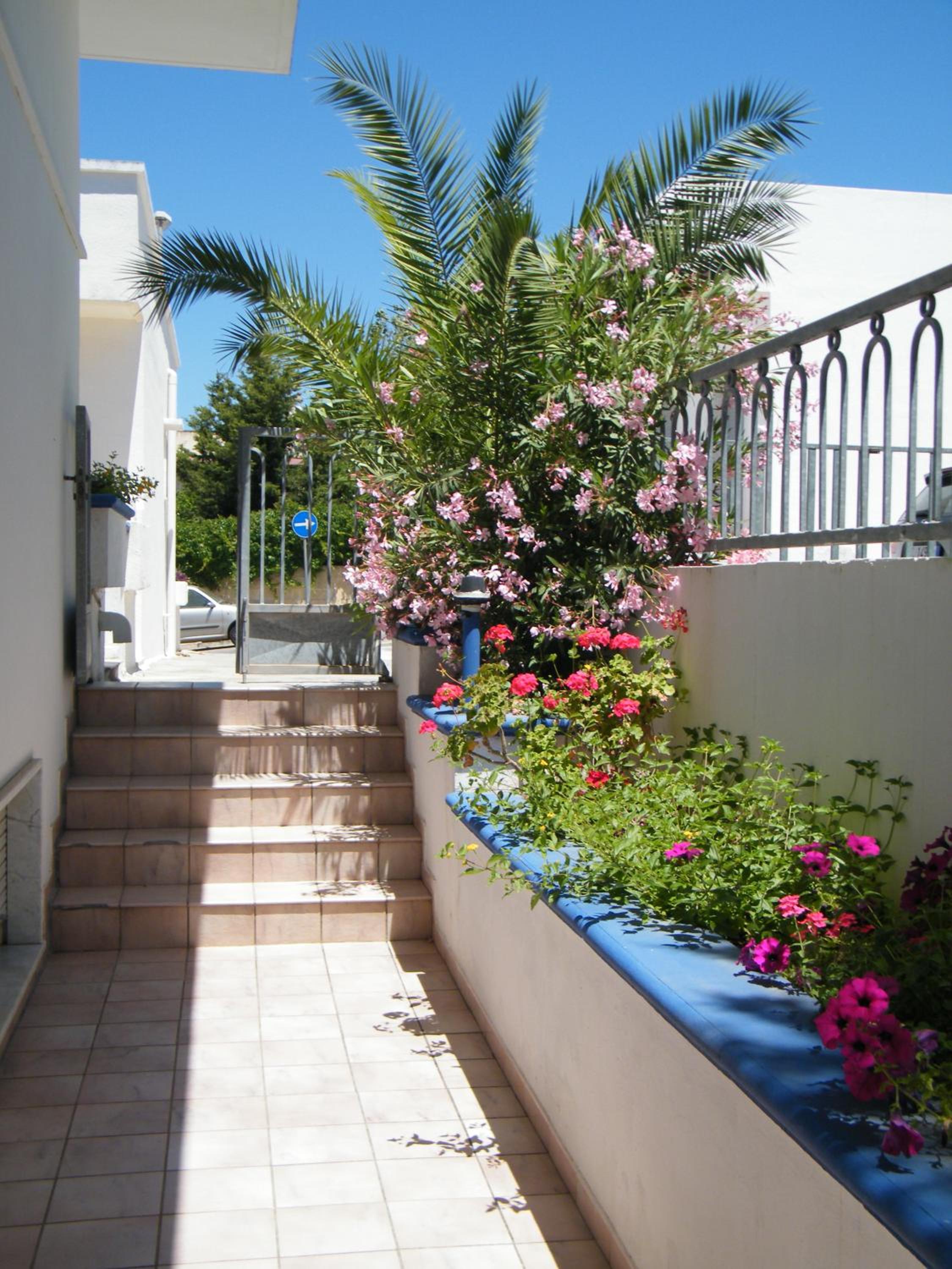 Casa Baia Rosa view 2