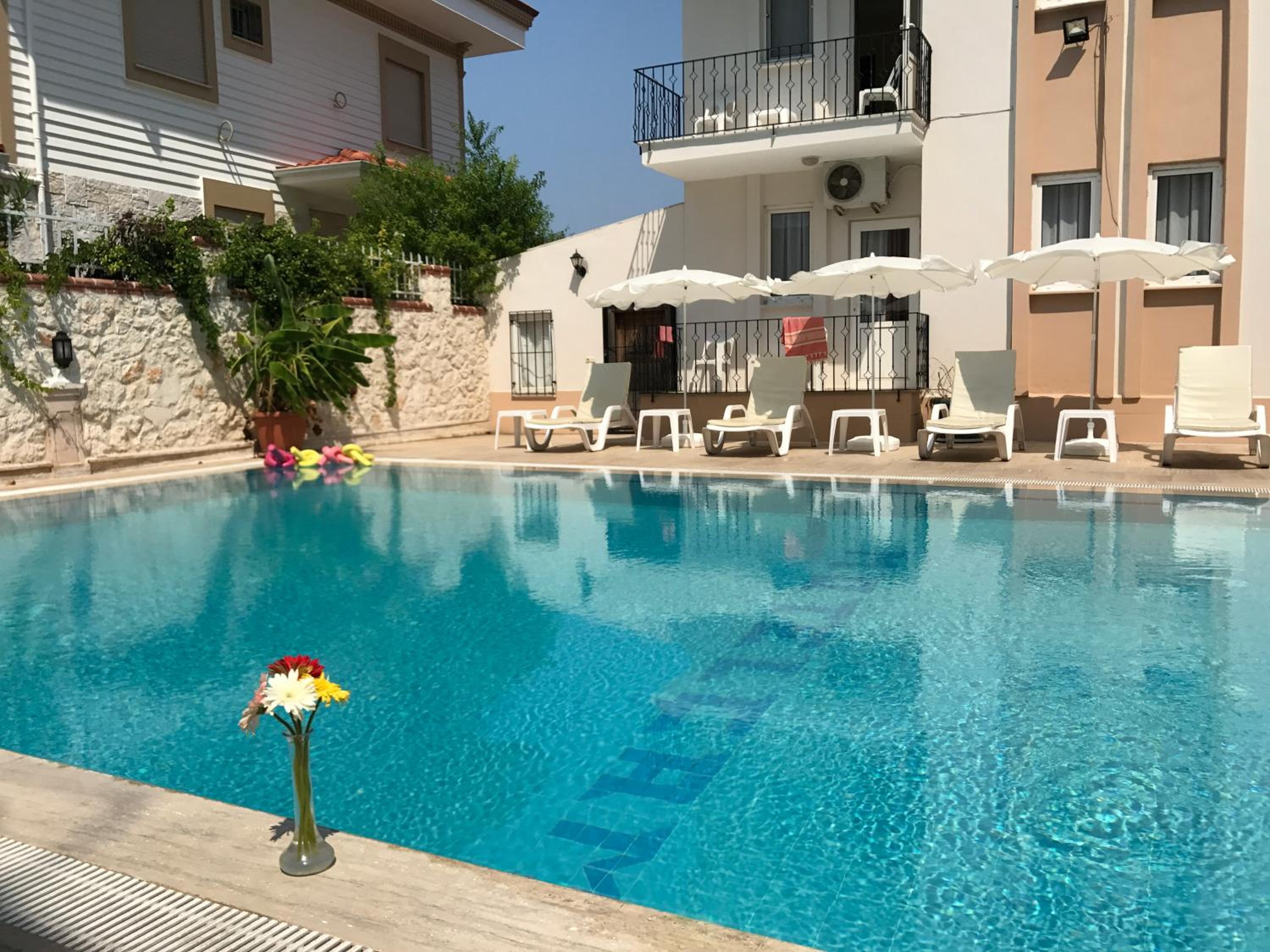 Cam Hotel - Image 16