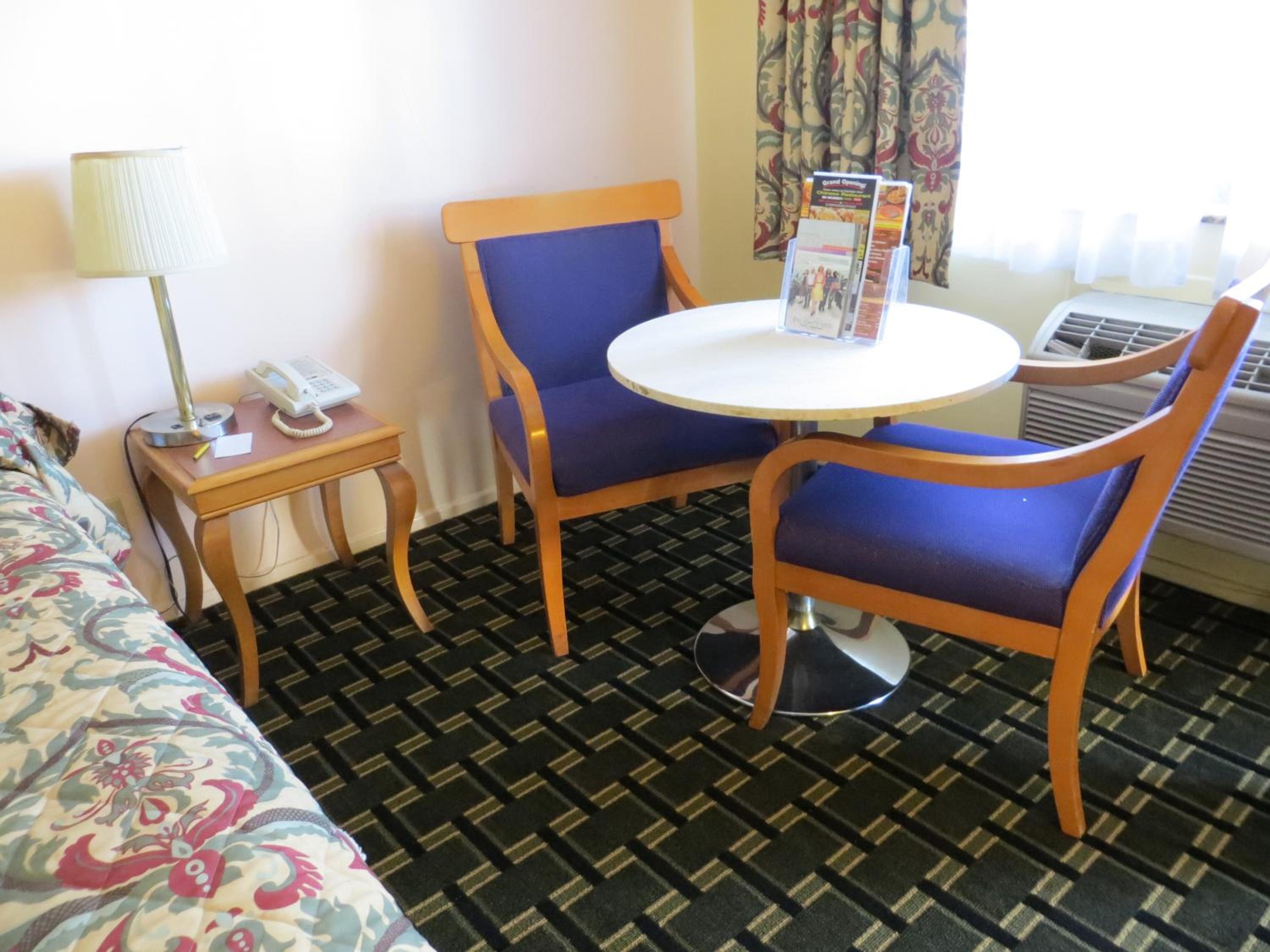 Aqua Venture Inn - Property Image 4