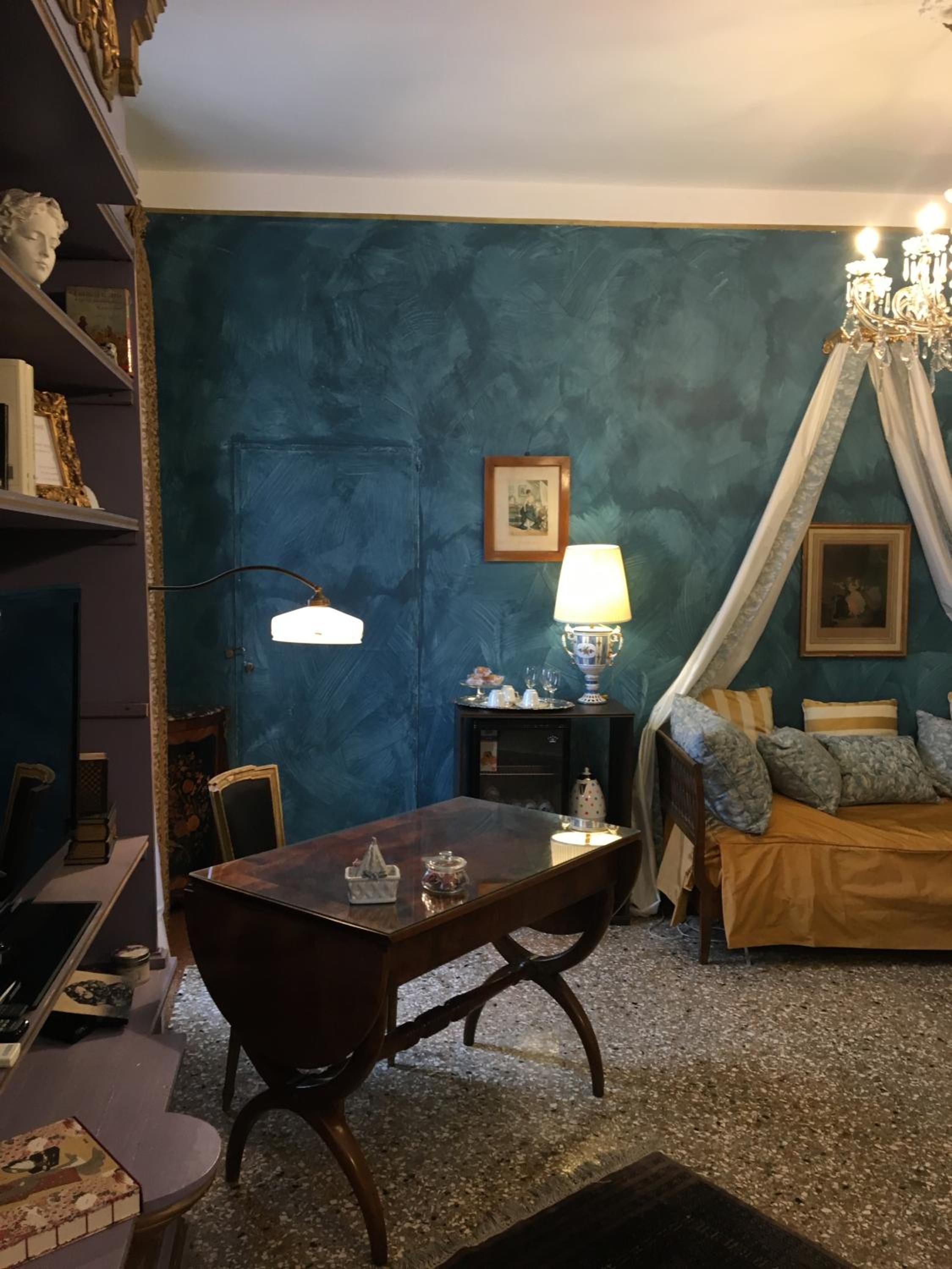 La Chambre D'Ella