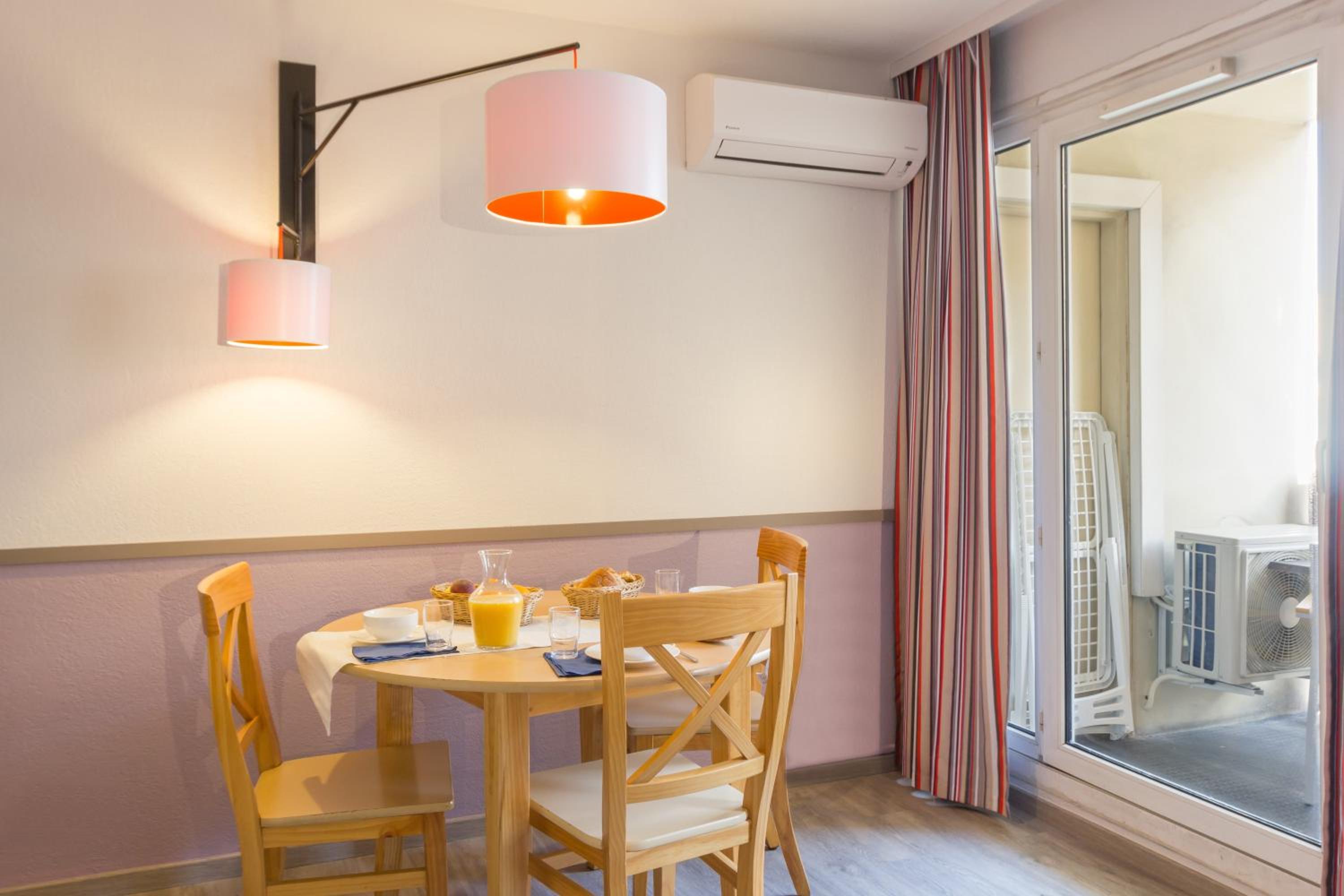 Menton Vacations - Residence Pierre  Vacances Les Citronniers - Property Image 2