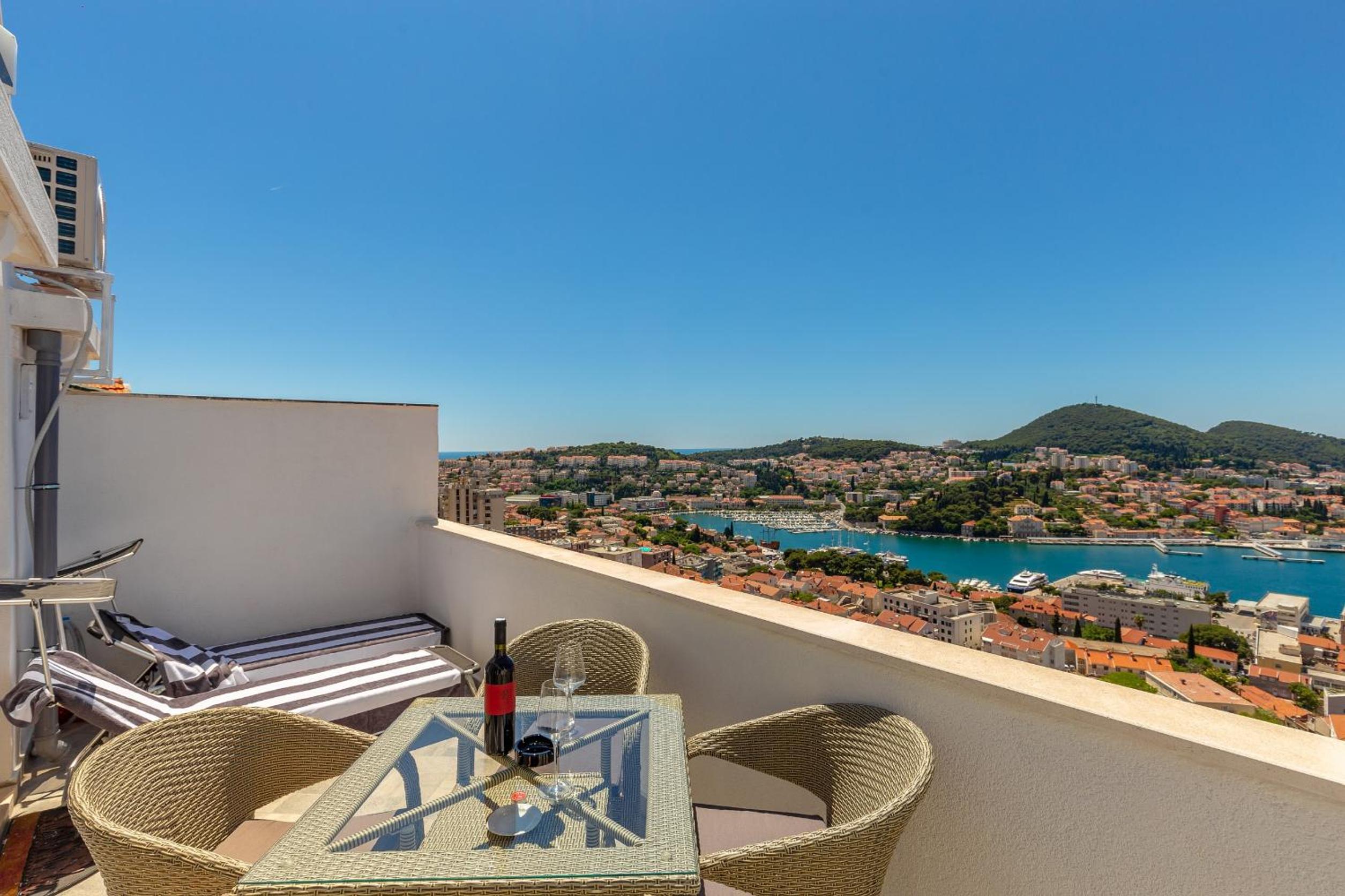 Apartment Horizon