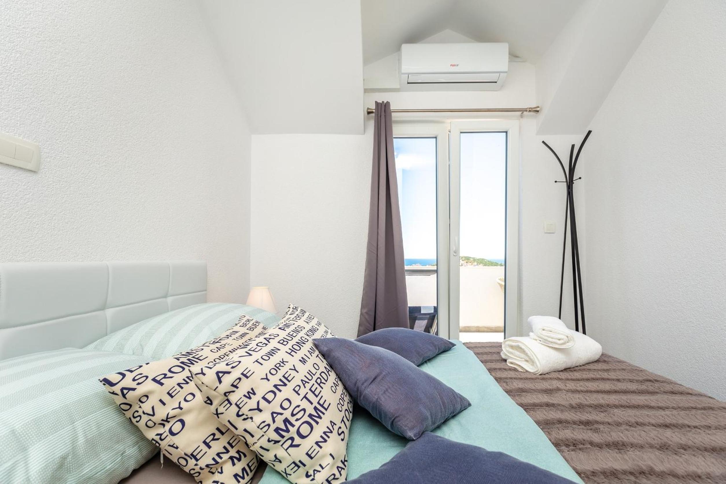 Apartment Horizon