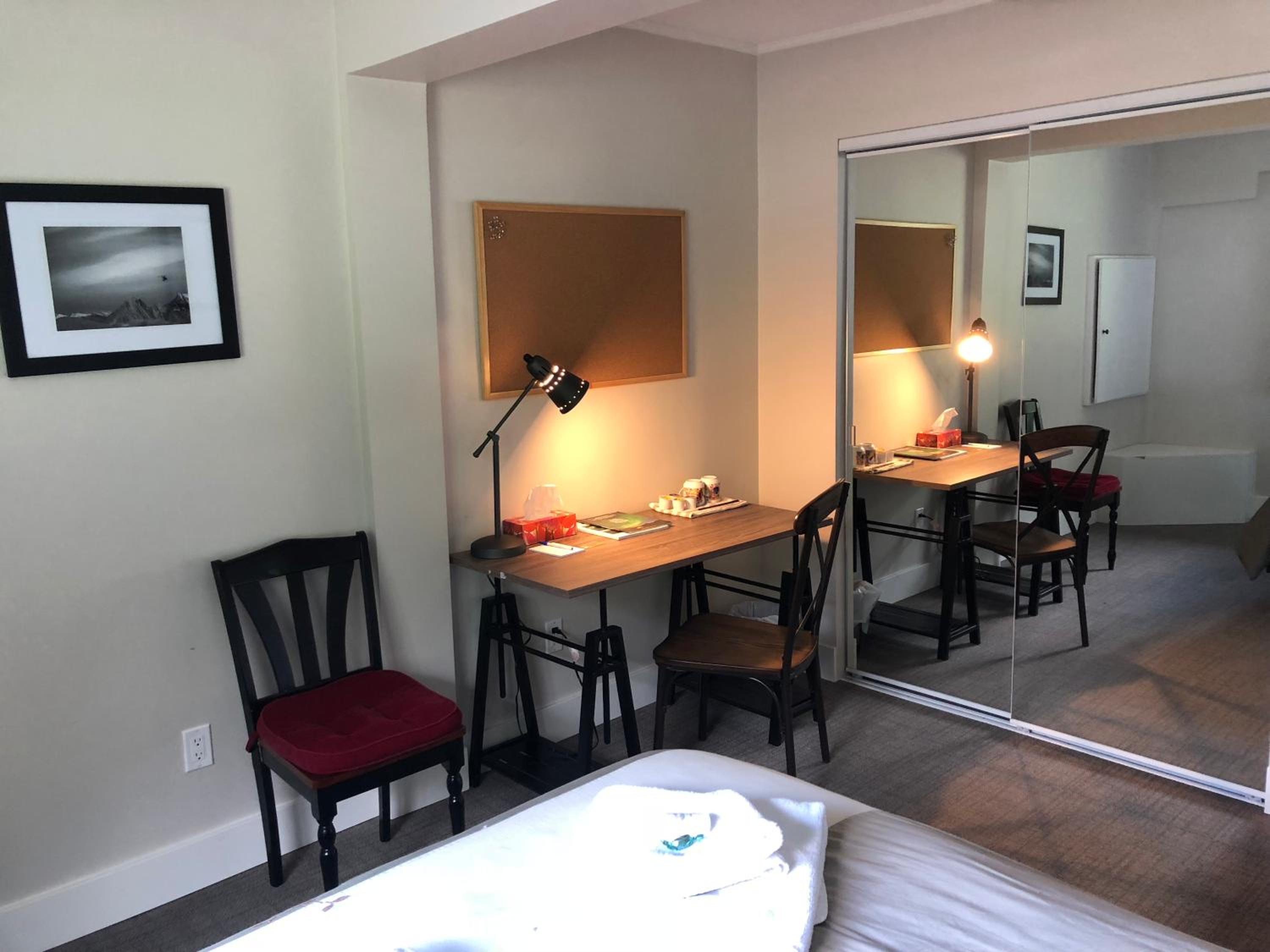 Bear Valley Guesthouse